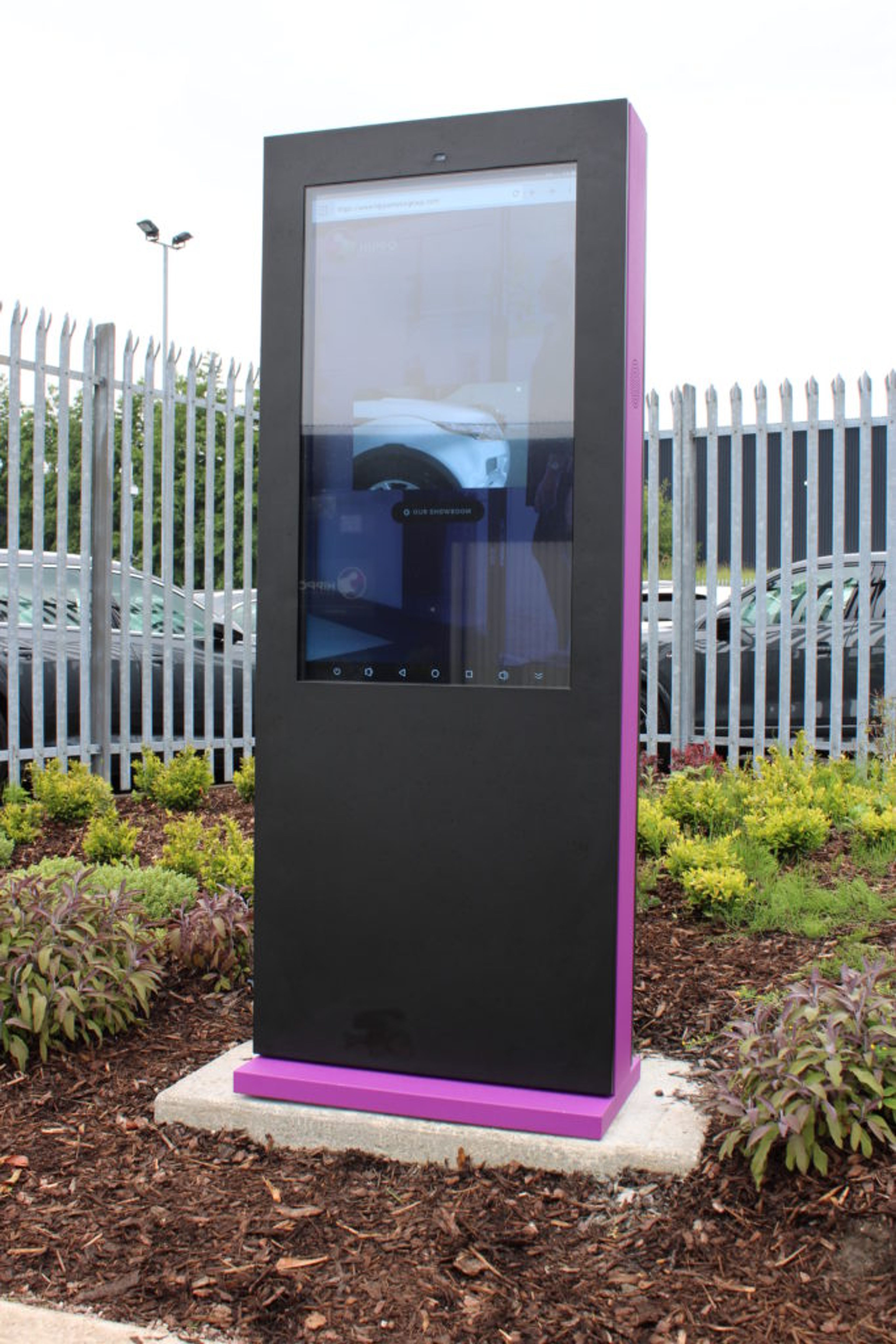 Outdoor freestanding digital display