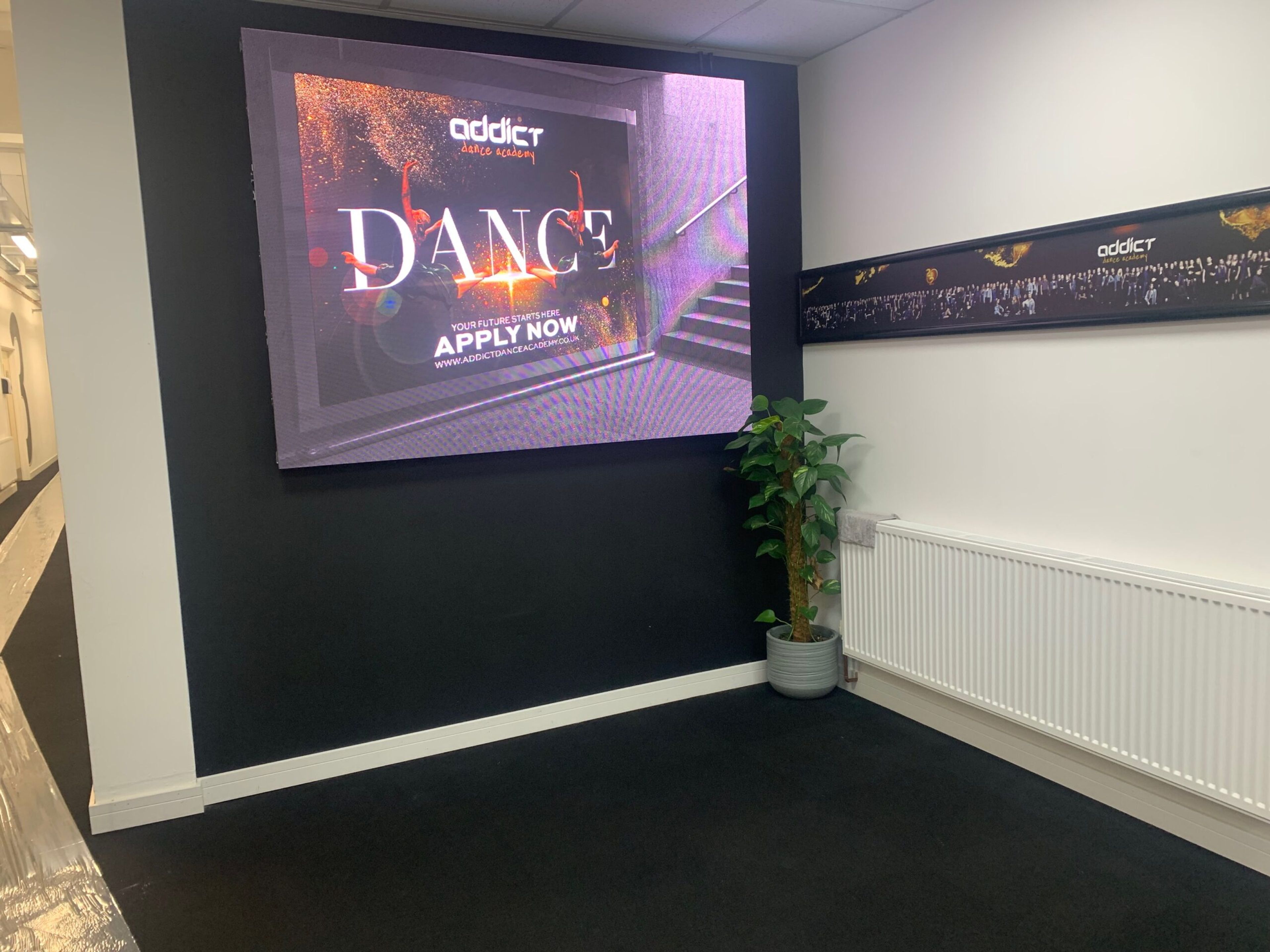 Indoor LED installation in reception