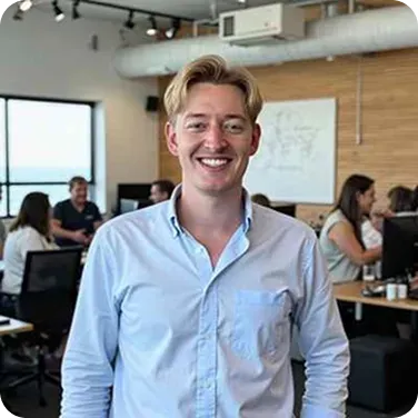 Photo of Oliver Noles