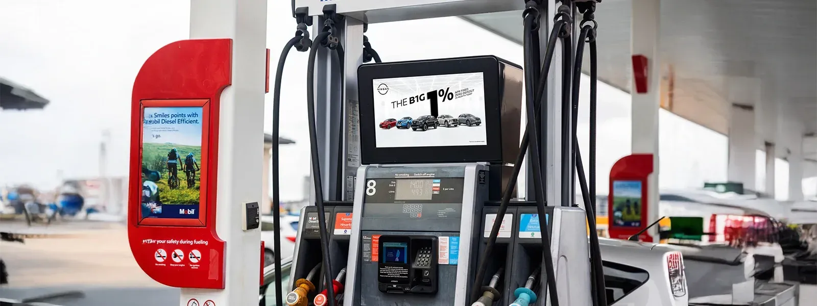 Hyper media pump top