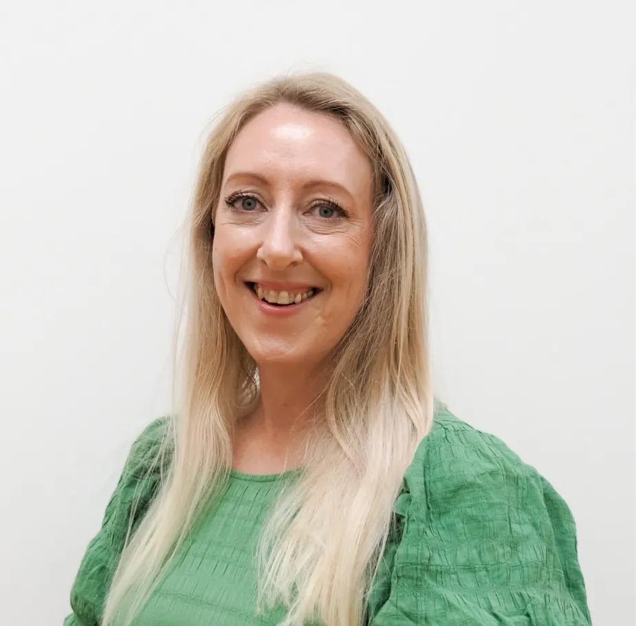 Photo of Angela Hughes