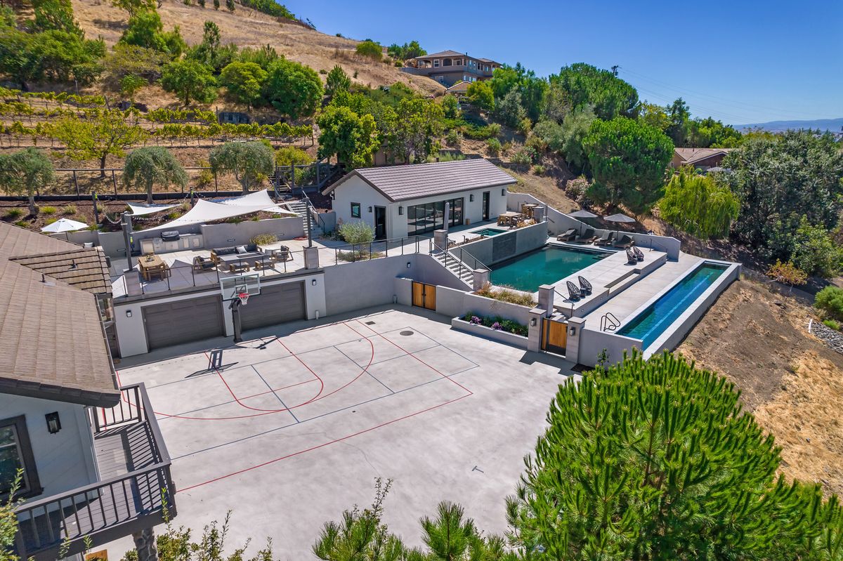 Alum Rock | Hillside, Pool House, Swimming Pools, Hardscape & Softscape · photo 5