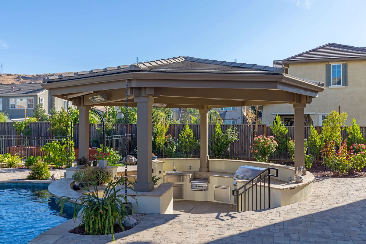 Morgan Hill | Backyard Oasis · photo 23