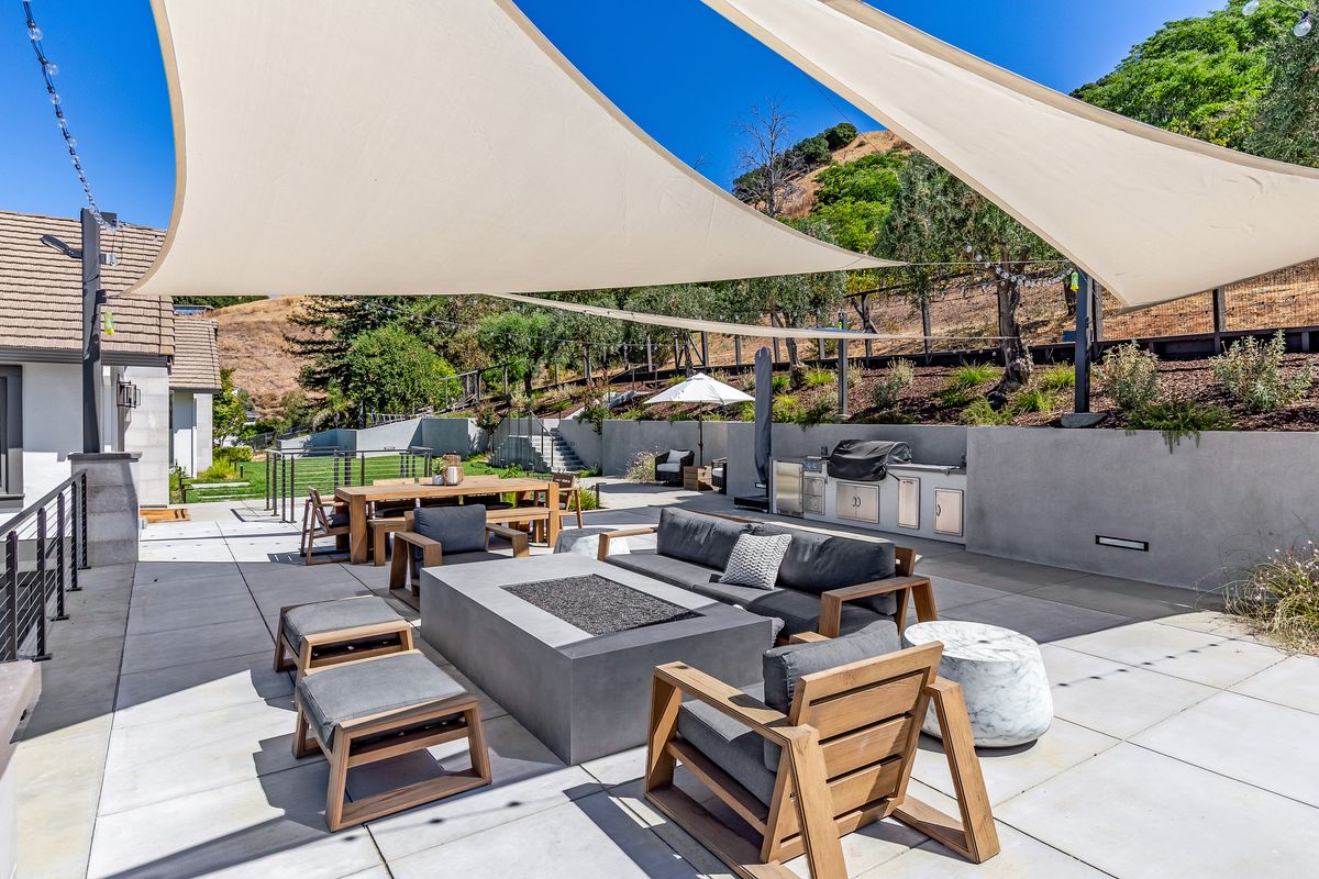 Alum Rock | Hillside, Pool House, Swimming Pools, Hardscape & Softscape · photo 15