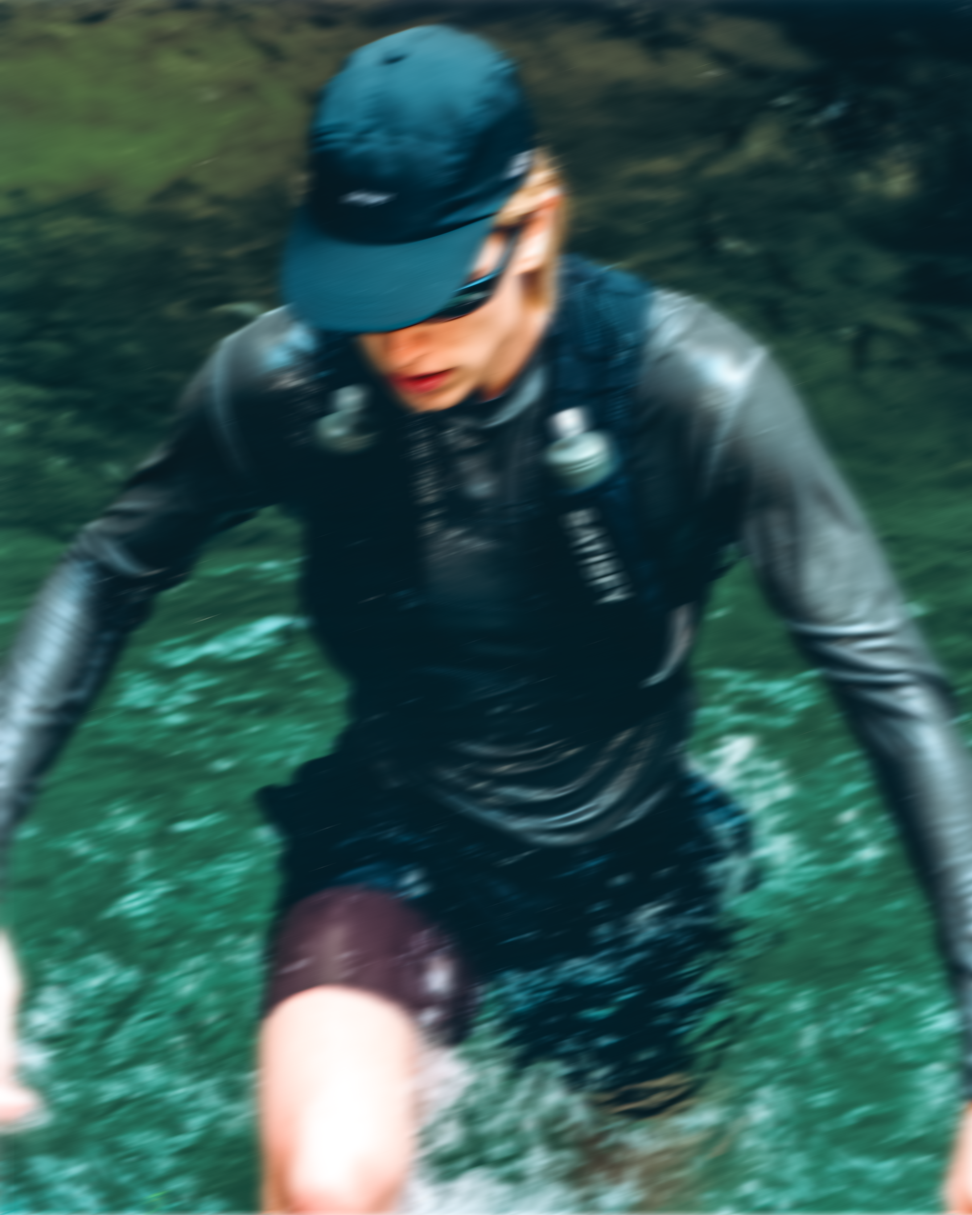 SATISFY RUNNING — 4