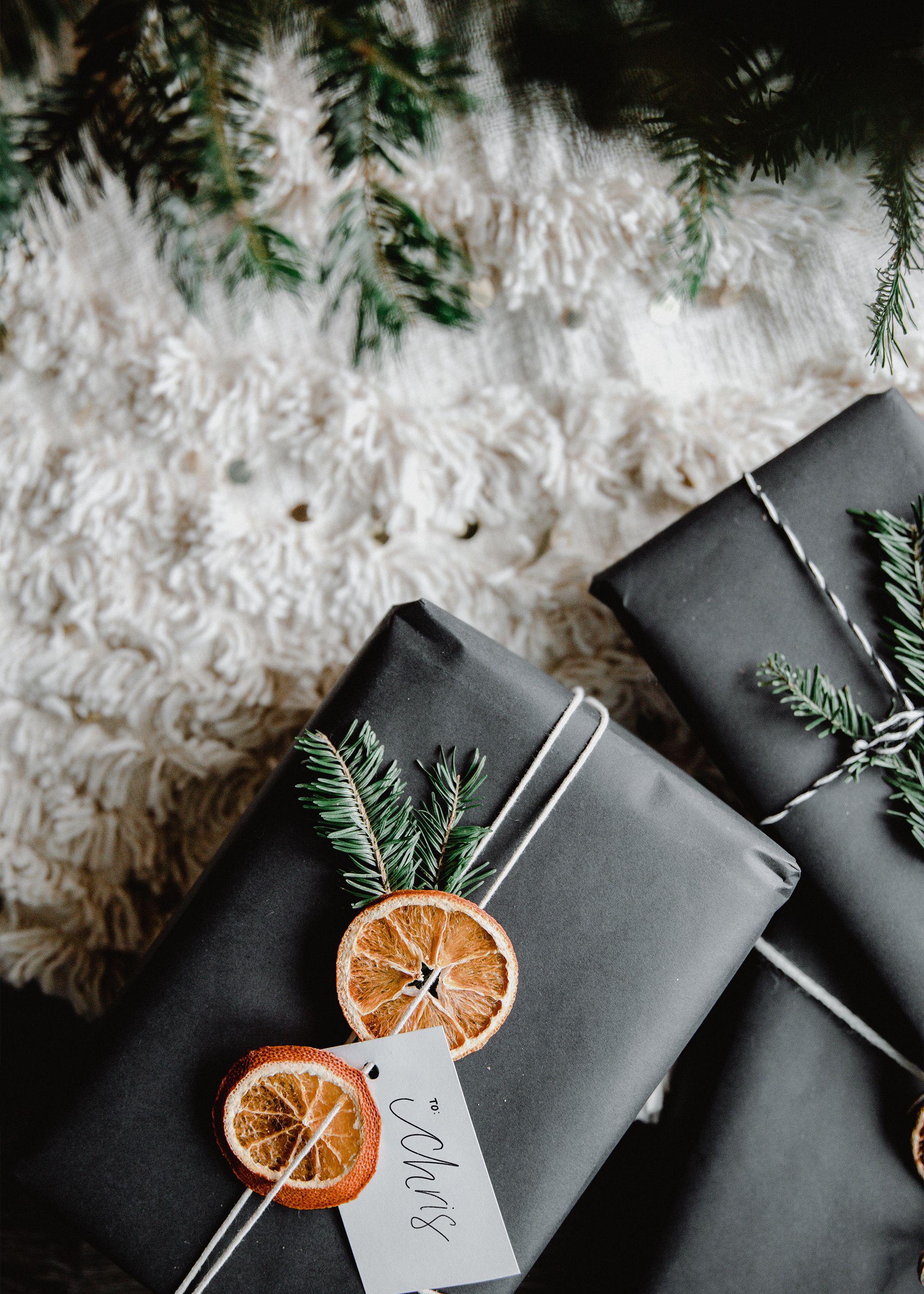8 Eco-Friendly Gift Wrapping Ideas for a More Thoughtful Festive Seaso –  Bed Threads