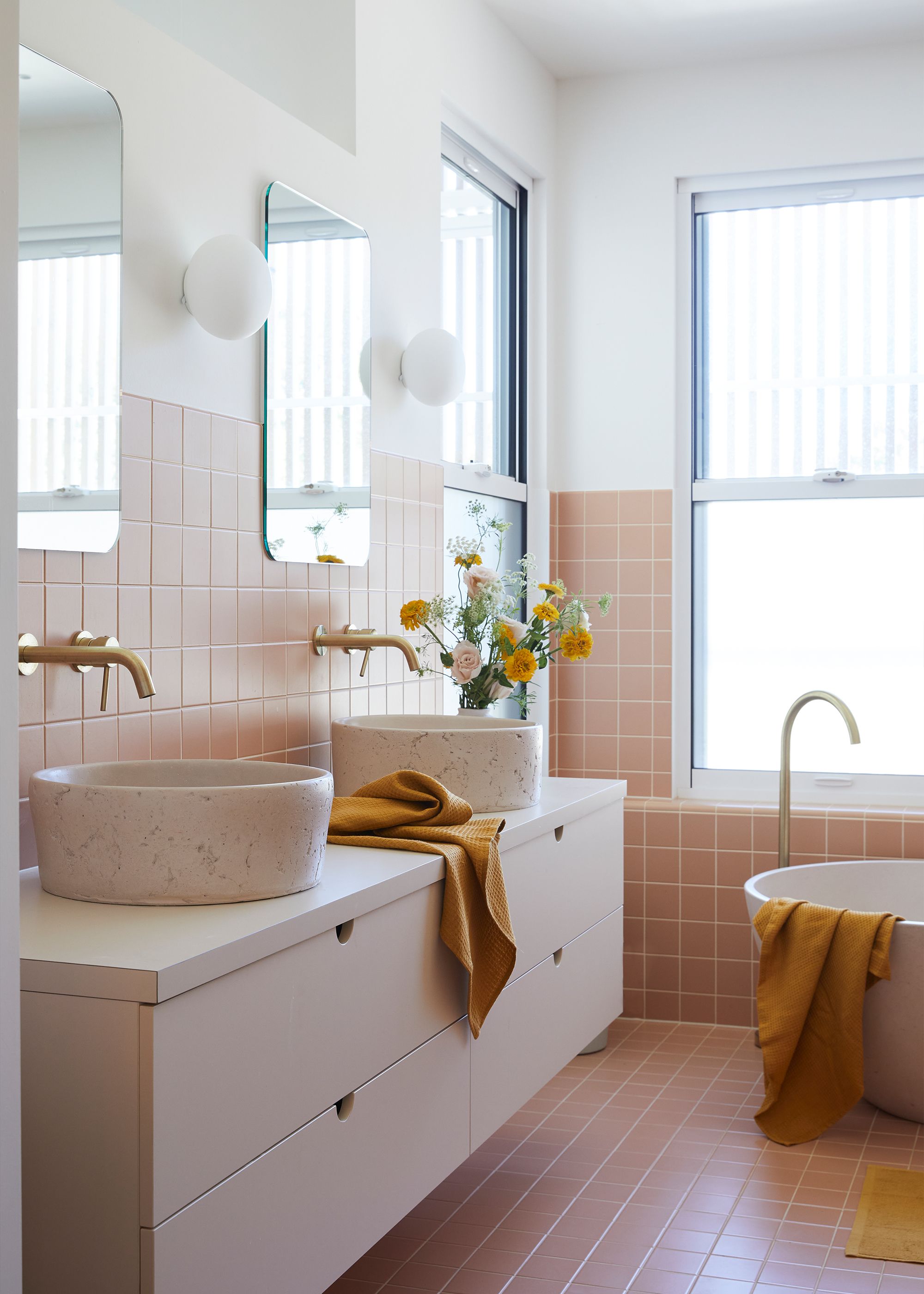 10 Stylish Bathroom Vanity Ideas