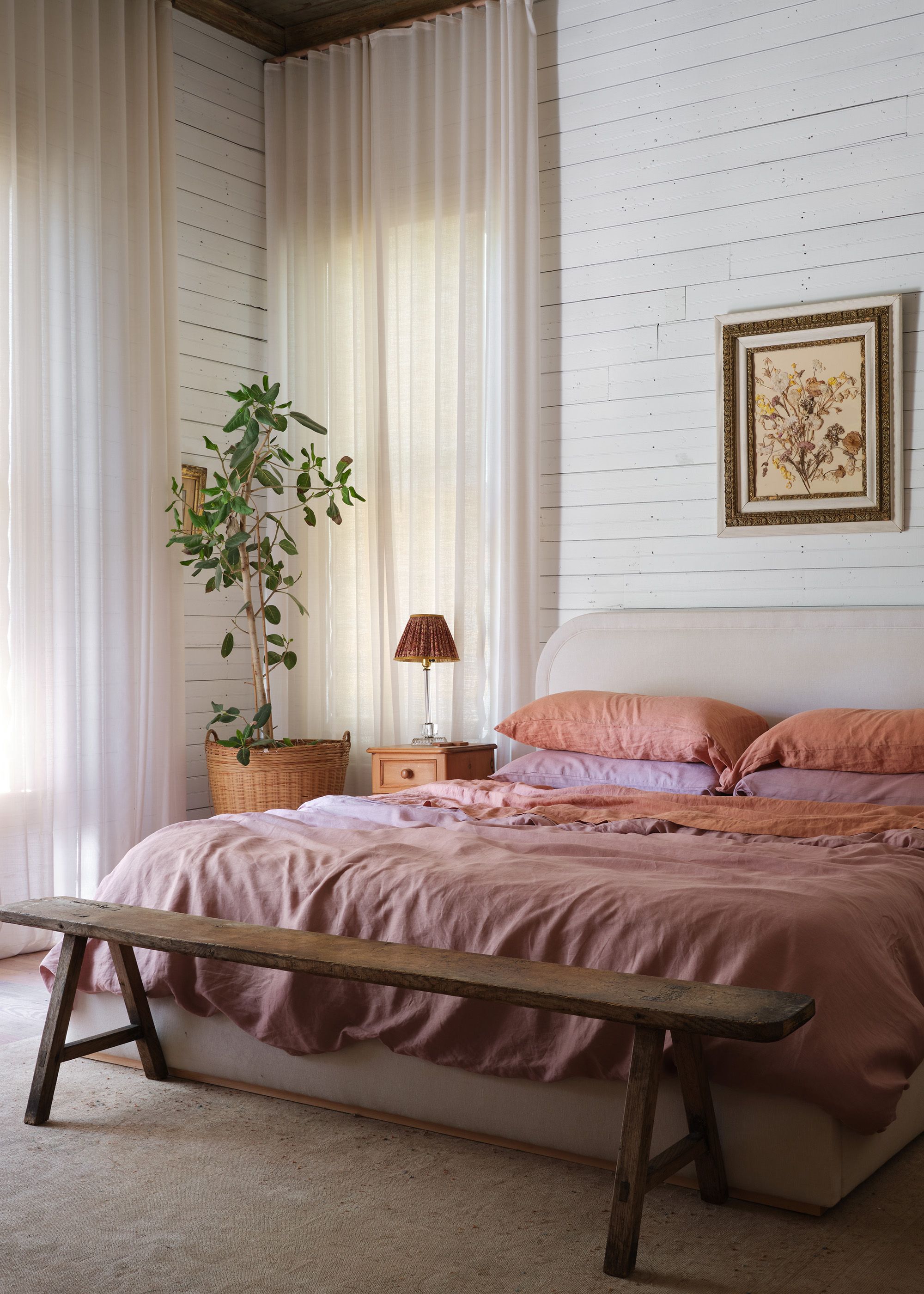 How to Turn Linen Flat Sheets Into Affordable Curtains