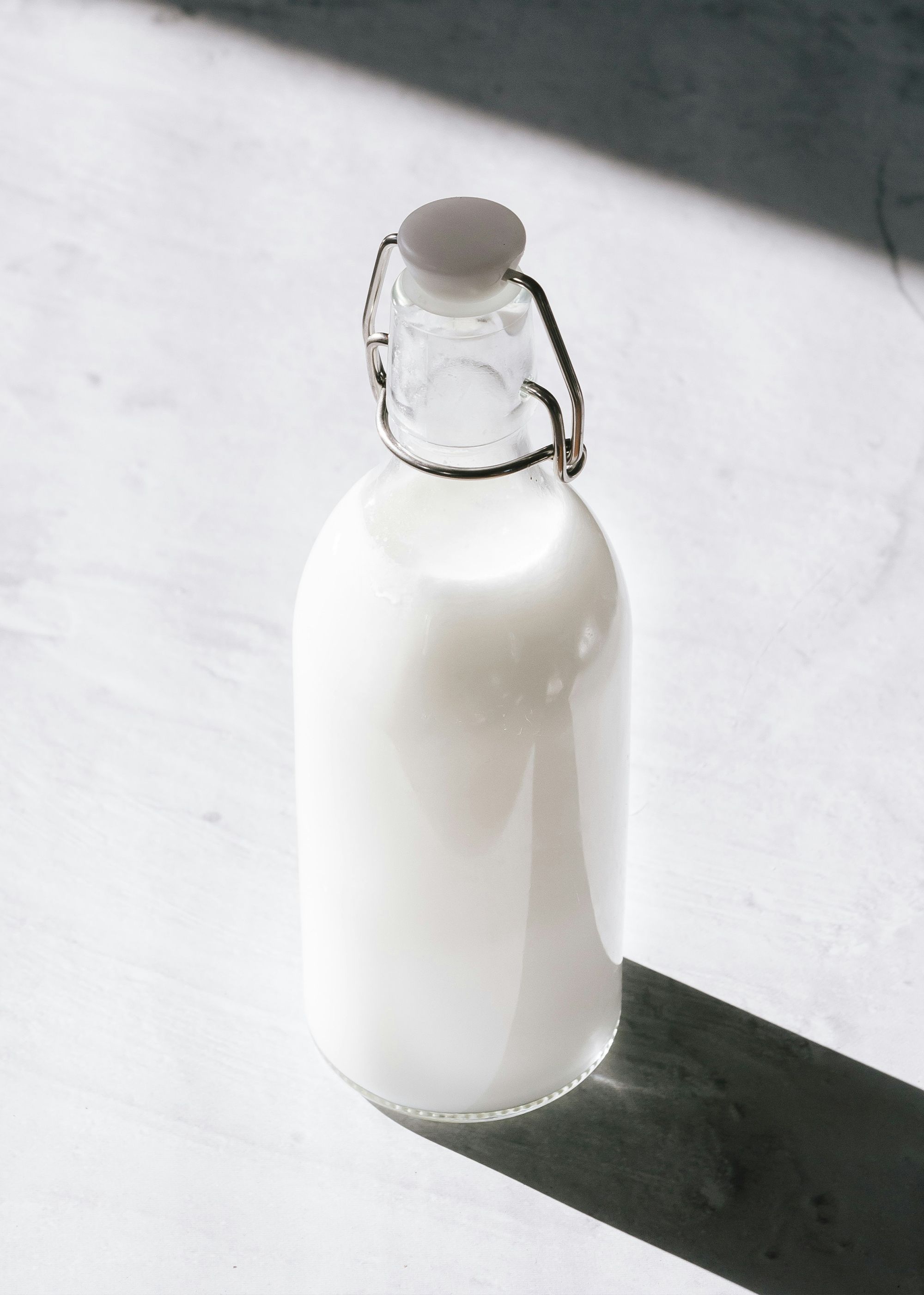 What Are the Healthiest Milks to Drink? A Dietitian Weighs In – Bed Threads