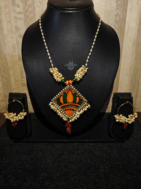 Traditional Kerala Mural Art-Lotus Pendant Jewelry Set