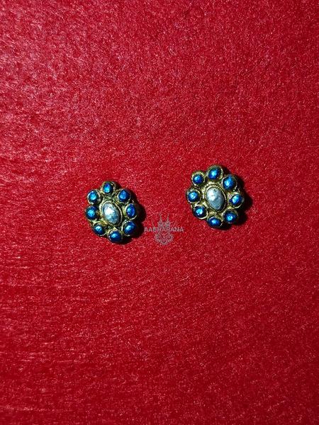 Neelambari Stone Handcrafted Studs