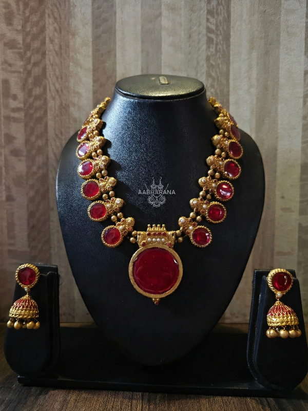 Red Enamel Painted Round Motifs Kerala Traditional Antique Gold Necklace Set with Earrings