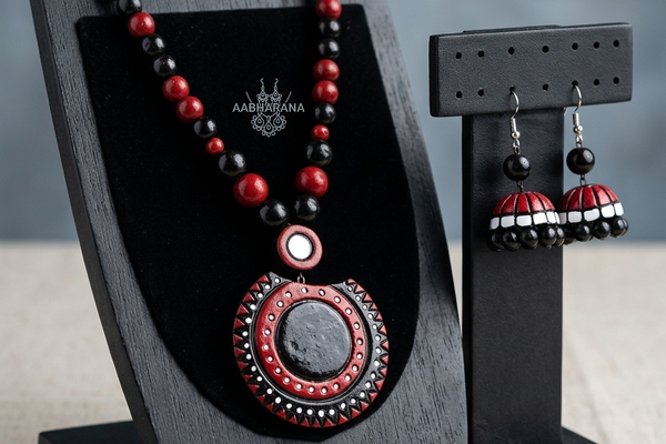 Long Necklace