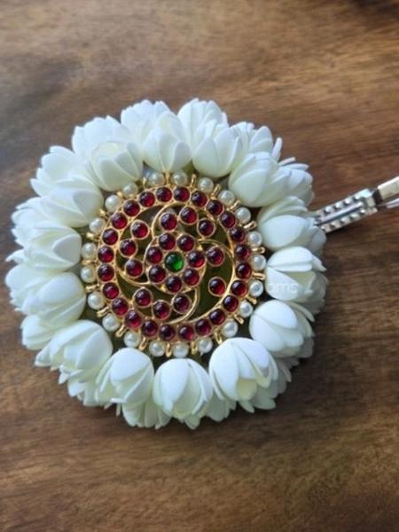 Artificial Jasmine Hair Clip