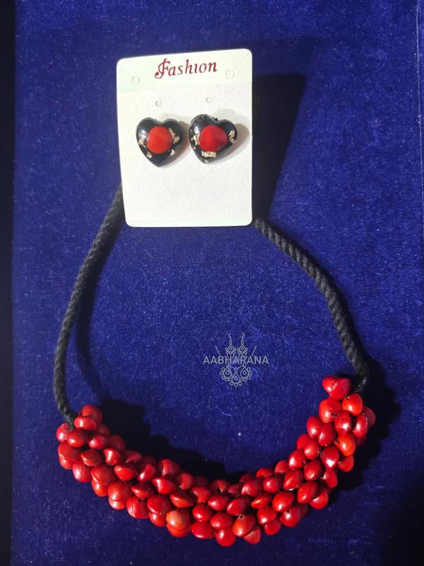 Traditional Kerala Manjadi Mala Necklace and Earring Set – Handcrafted Red Lucky Seed Jewelry