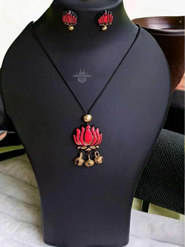 Lotus-Brass Bell Beads with Studs