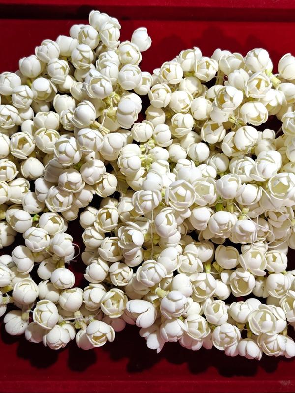 Artificial Jasmine flowers(മുല്ലപ്പൂമാല)