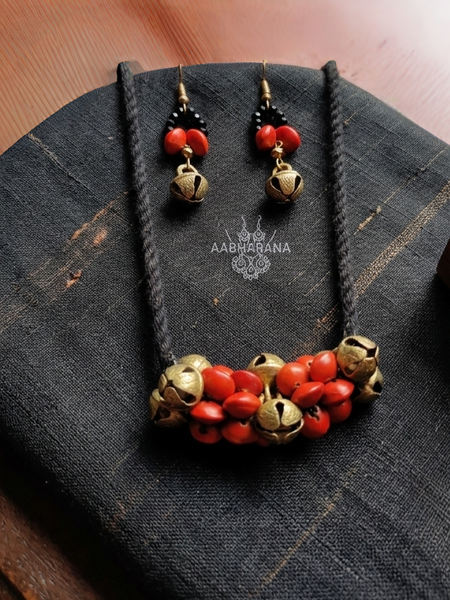 Handmade Manjadi & Golden Ghungroo Thread Necklace Set with Earrings – Traditional Red Seed Jewelry