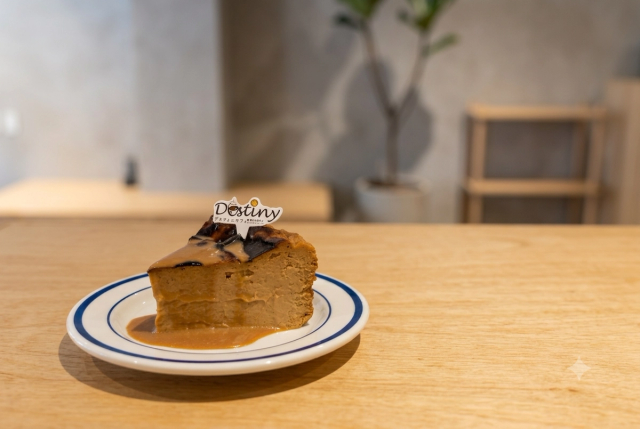 Hong Kong Style Milk Tea Basque Cheesecake — 香港風ミルクティー・バスクチーズケーキ
