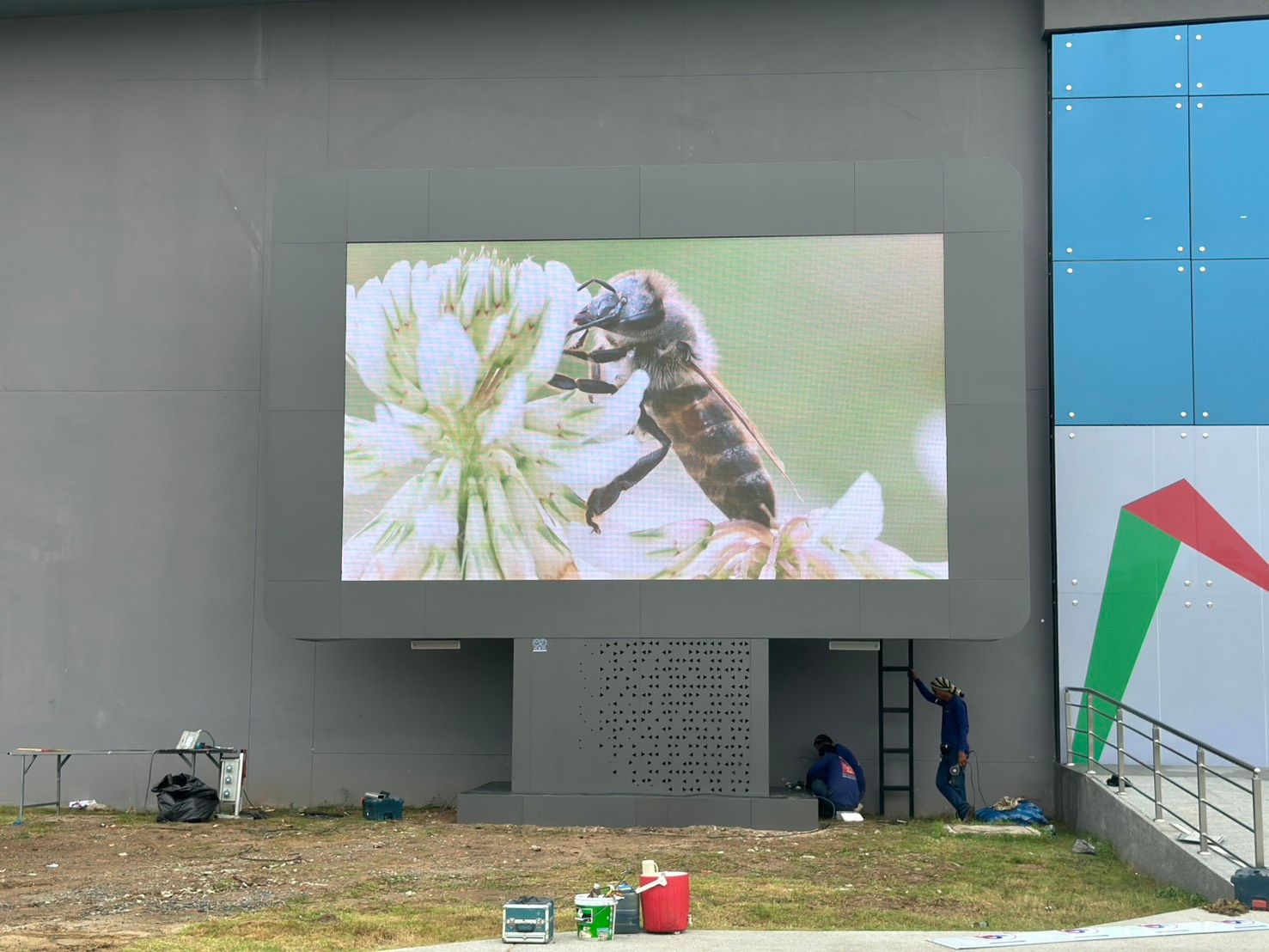 Outdoor P5 LED  DISPLAY