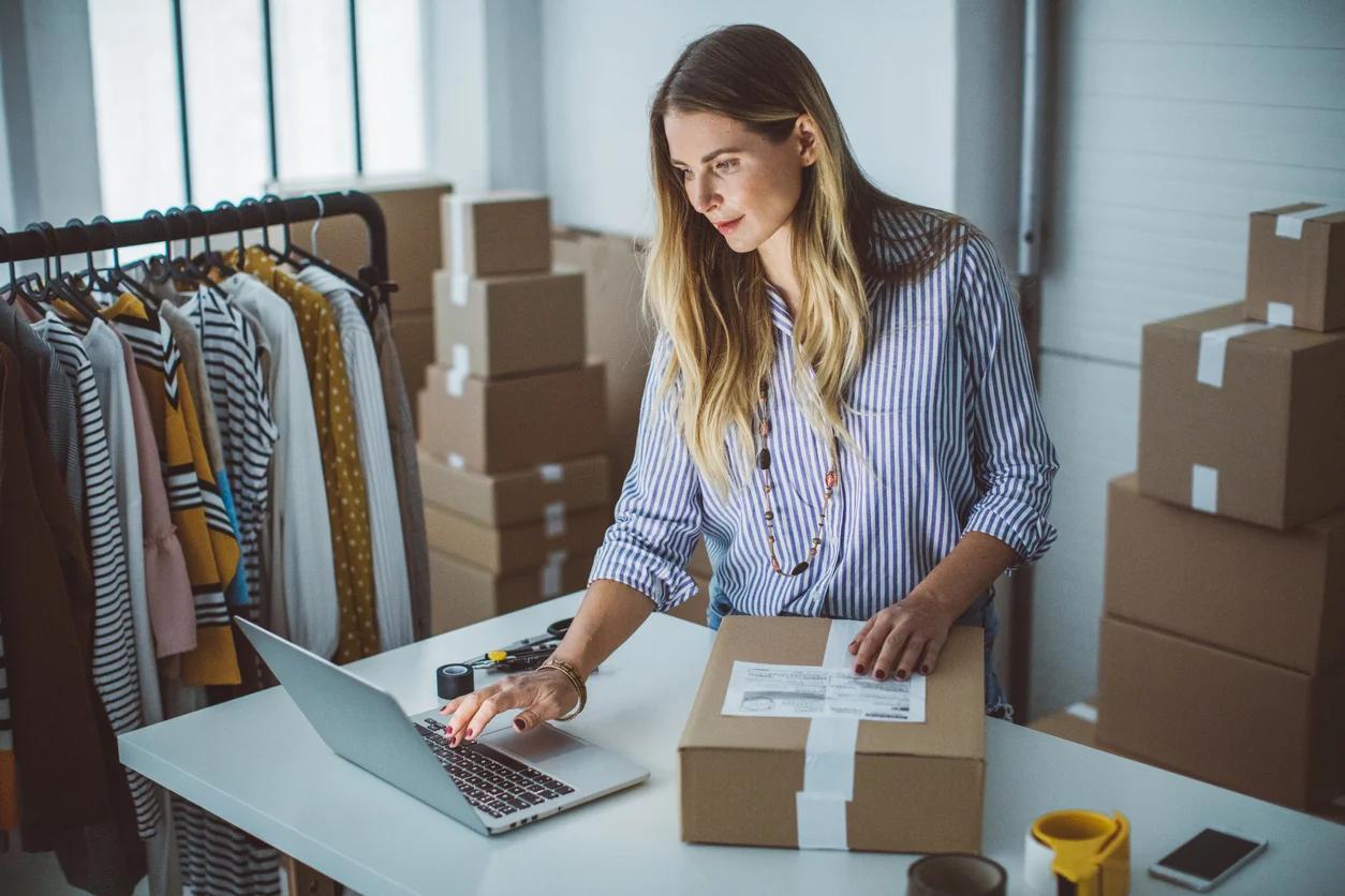 Cover image for Where To Buy Dropshipping Products? 10 Marketplaces & Supplier Networks