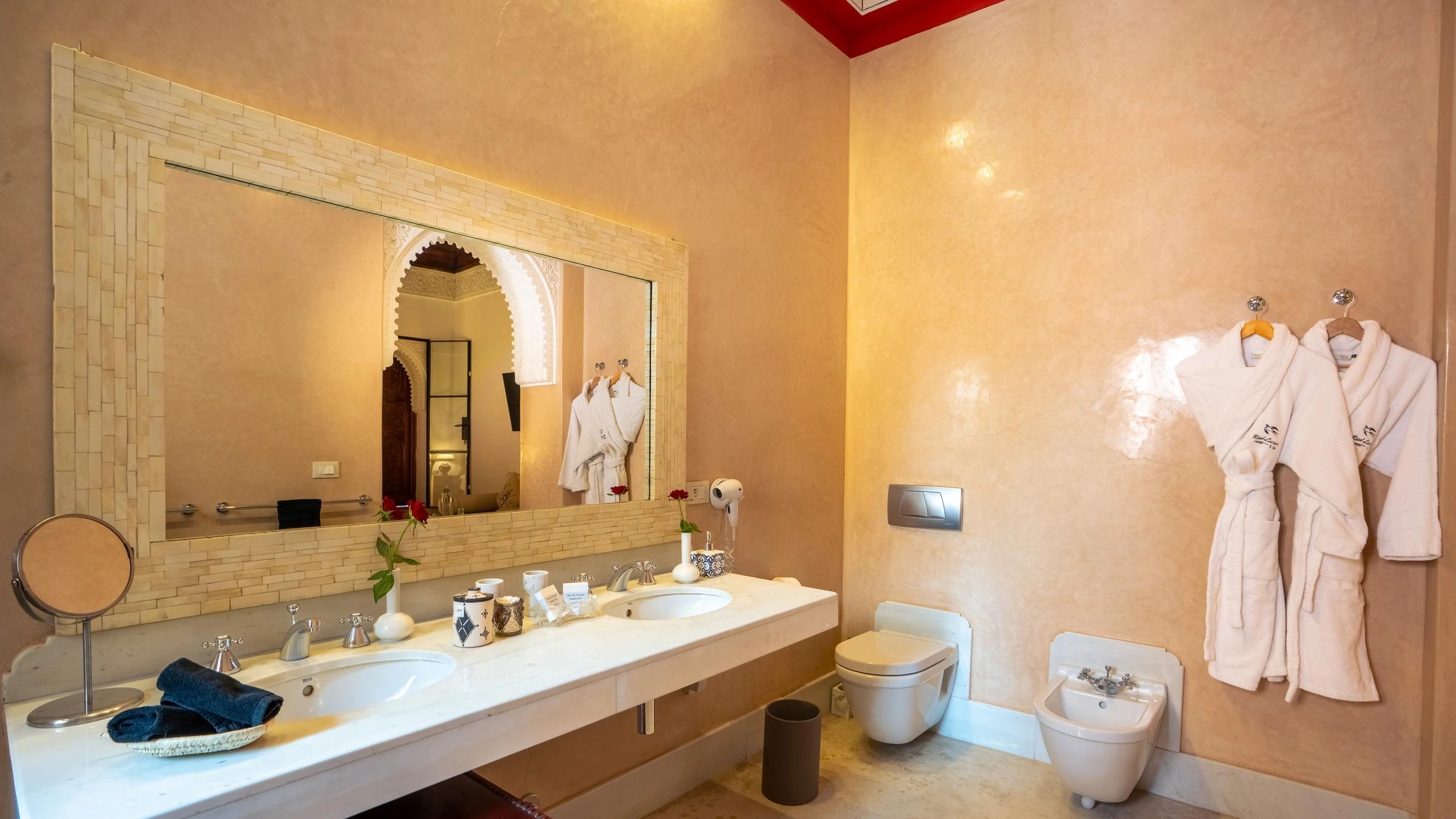 Moroccan Suite — Bathroom