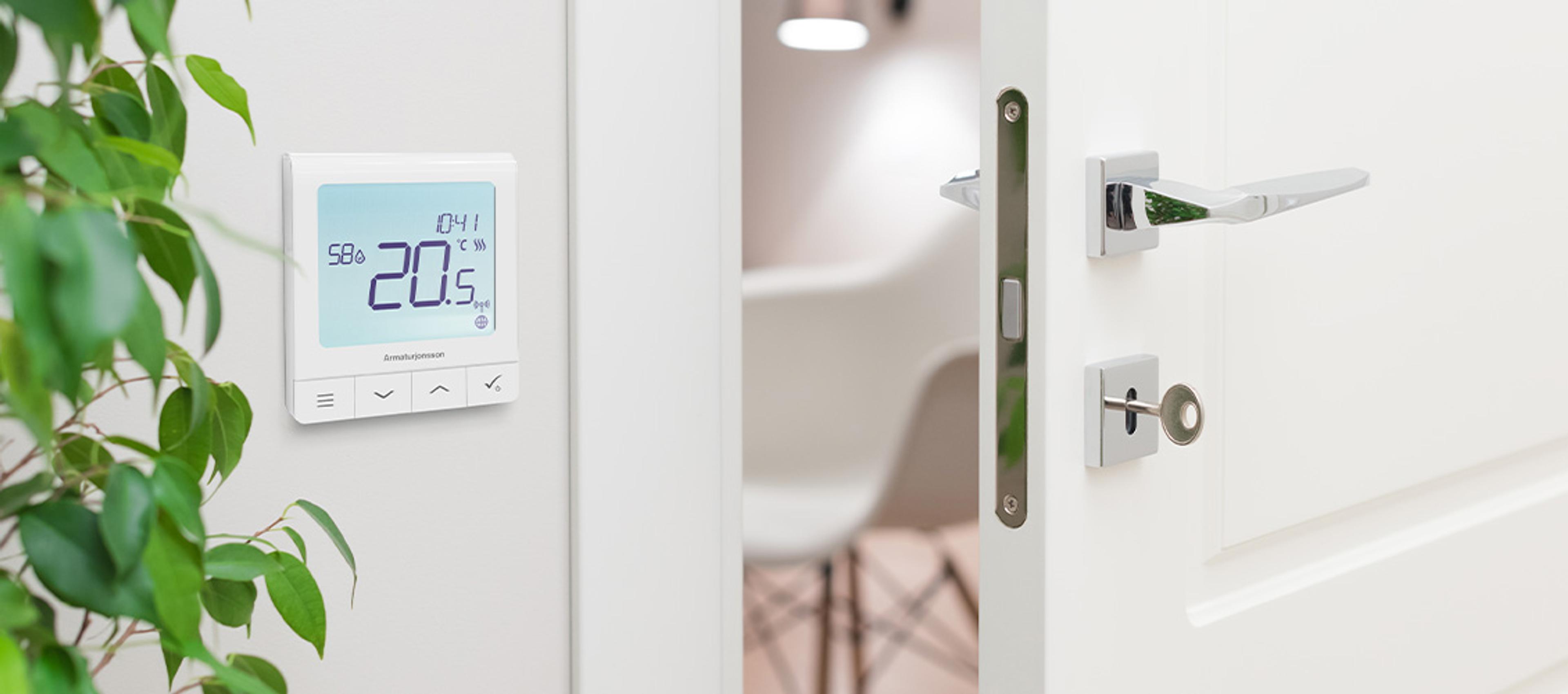 Varmestyringsystem på vegg