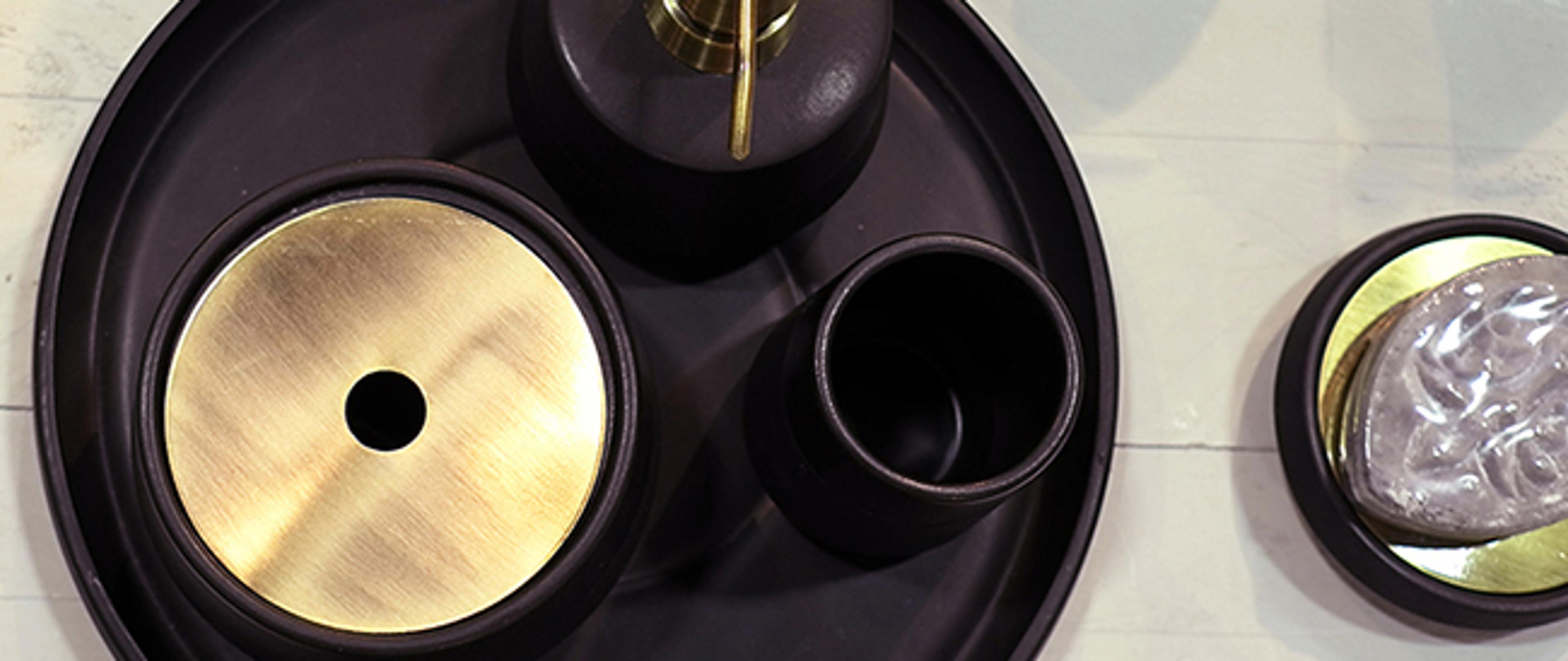 Detaljbilde baderomstrender 2016-2017 servanttilbehør