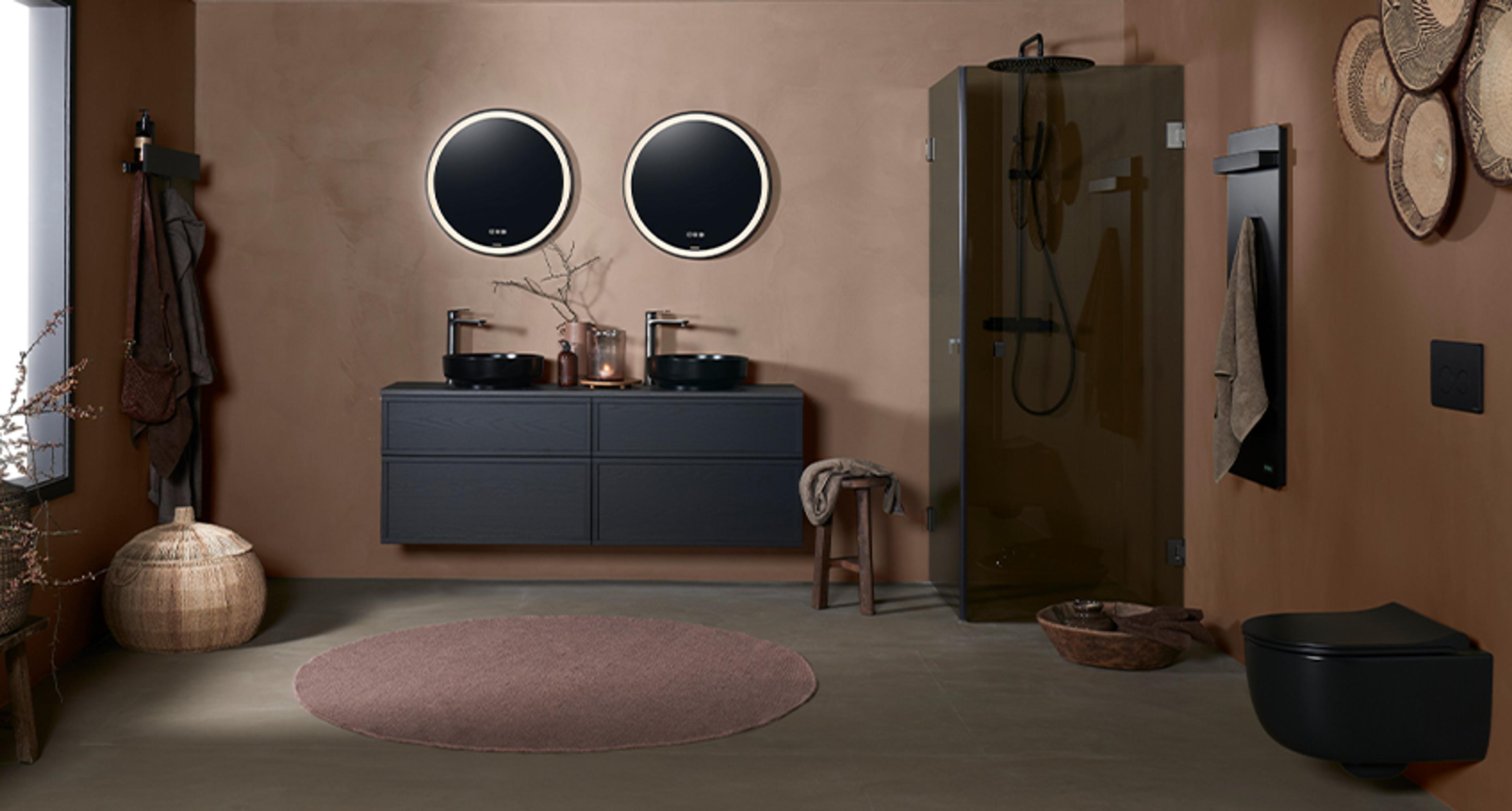 Svedbergs Poem baderomsmøbel i sort ask, 160 cm