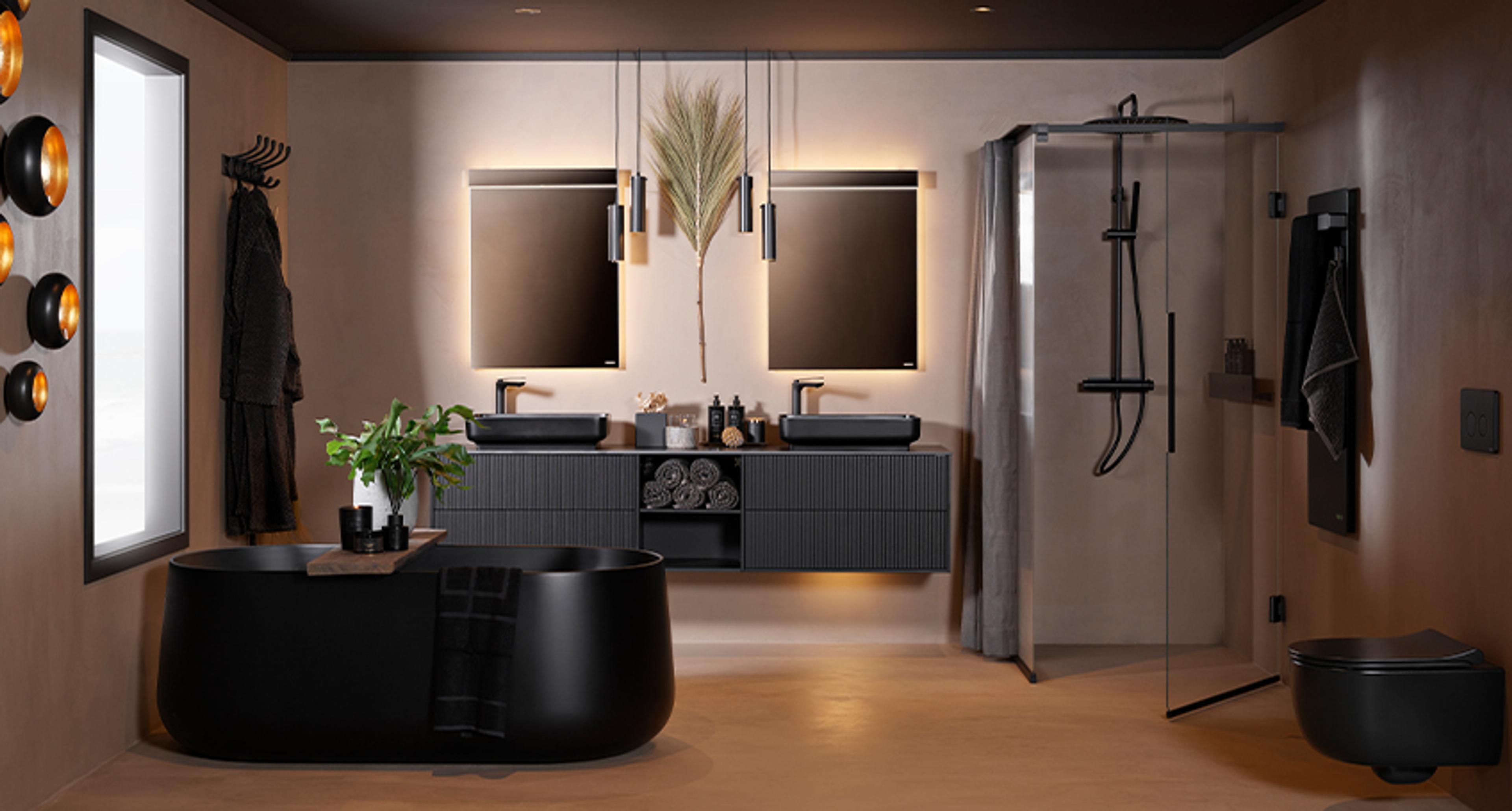 Svedbergs Epos by Halvor Bakke baderomsmøbel