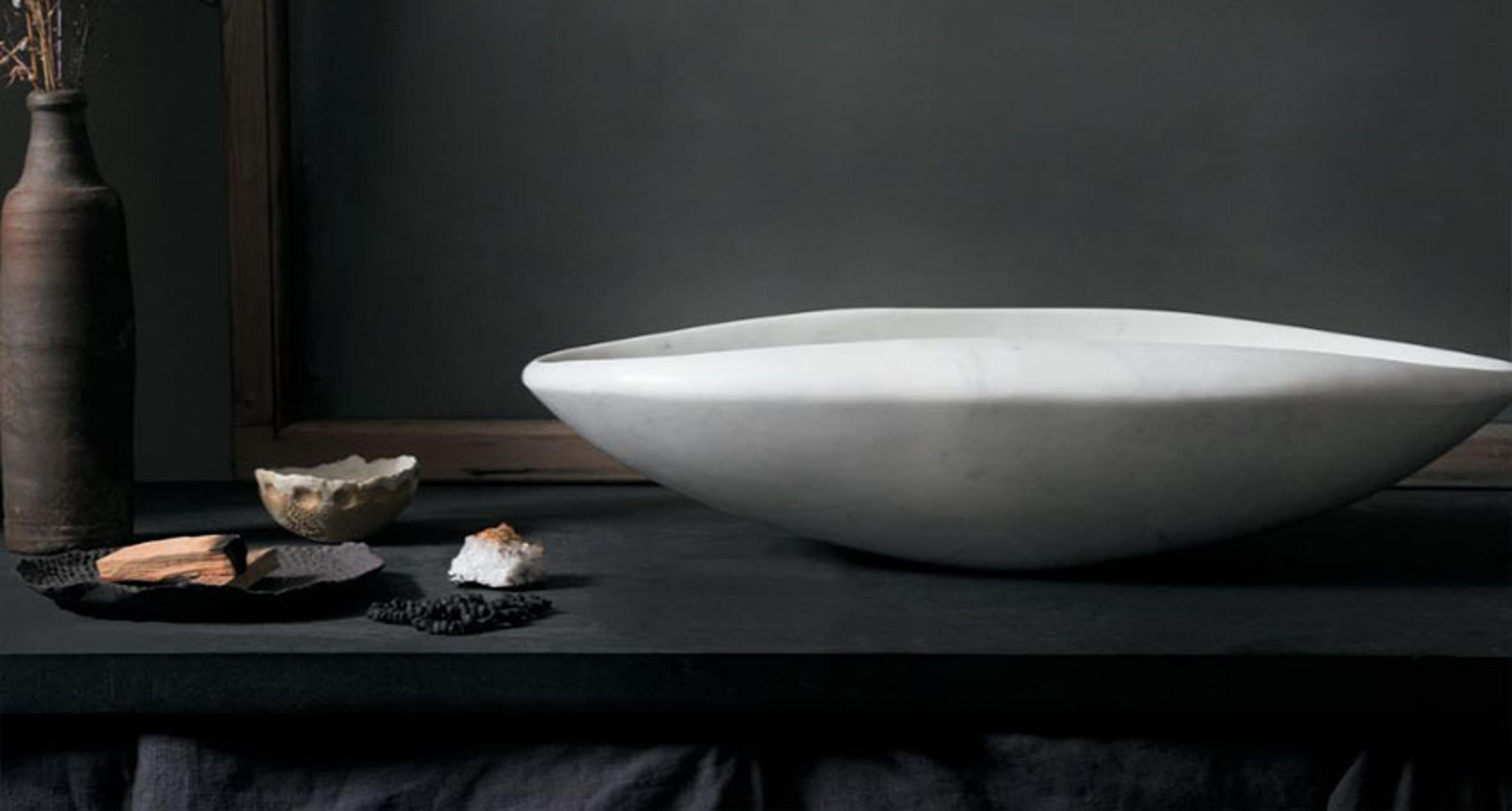 ELVV Juan bolleservant i hvit marmor