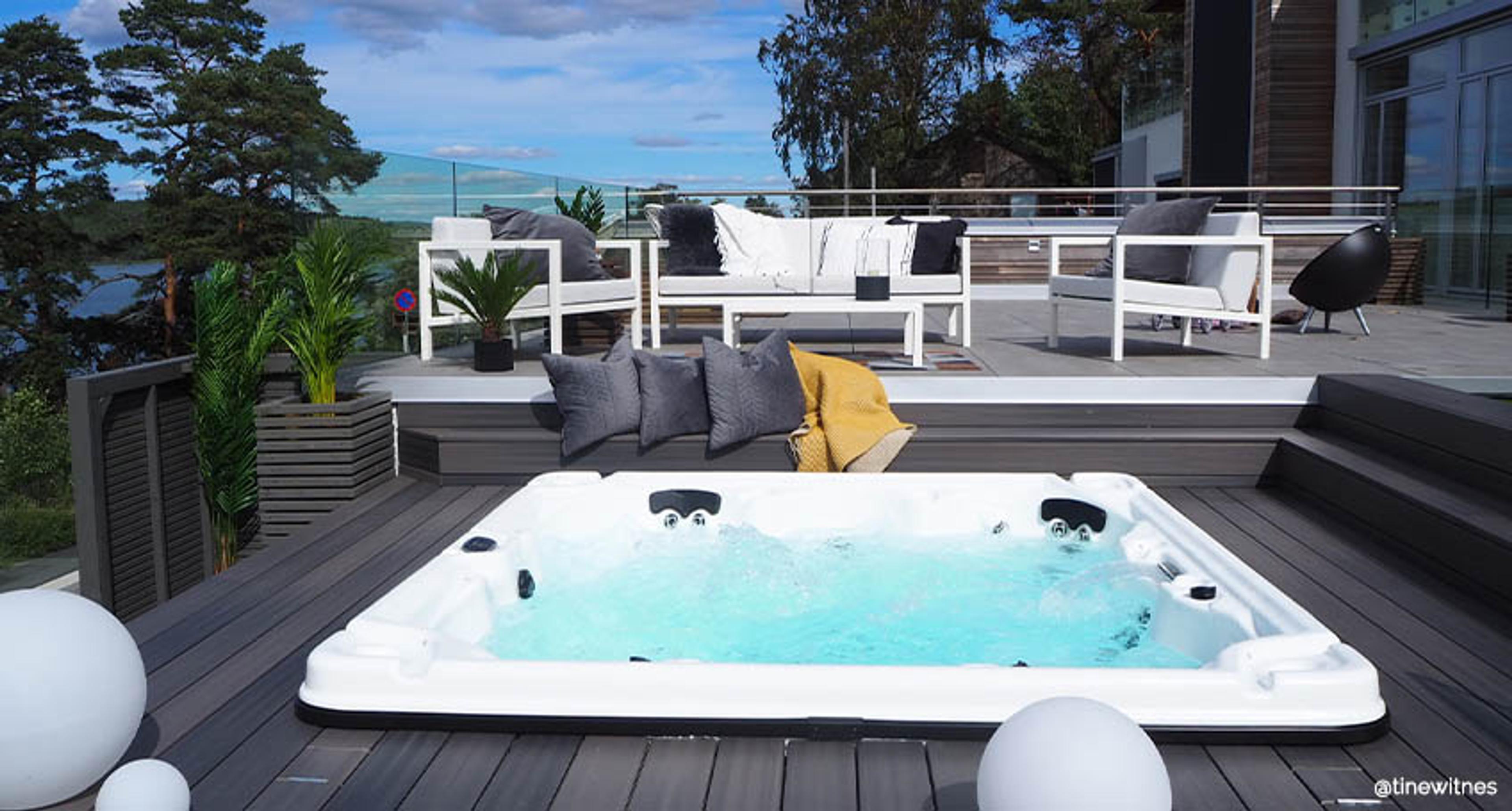 VikingBad utespa hjemme hos Tine Witnes