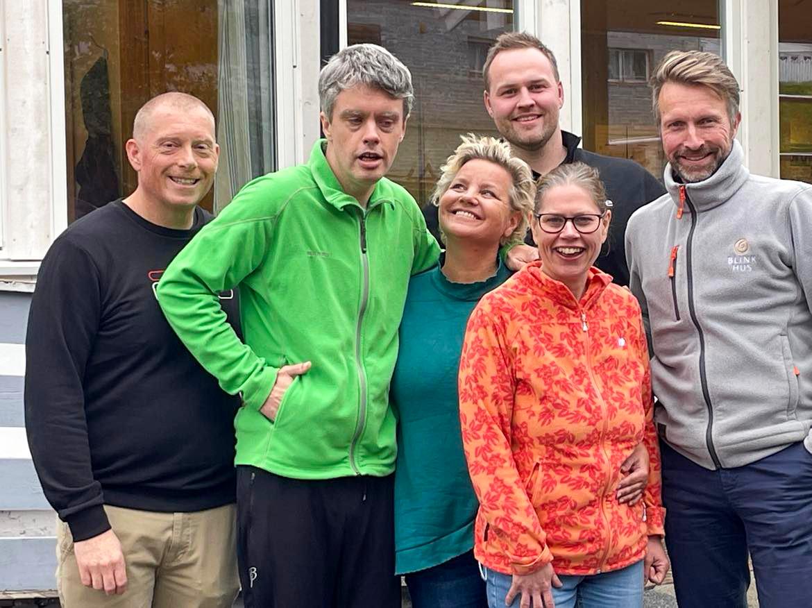 Smil og glede for nye vindauge på Stryn Arbeidssenter