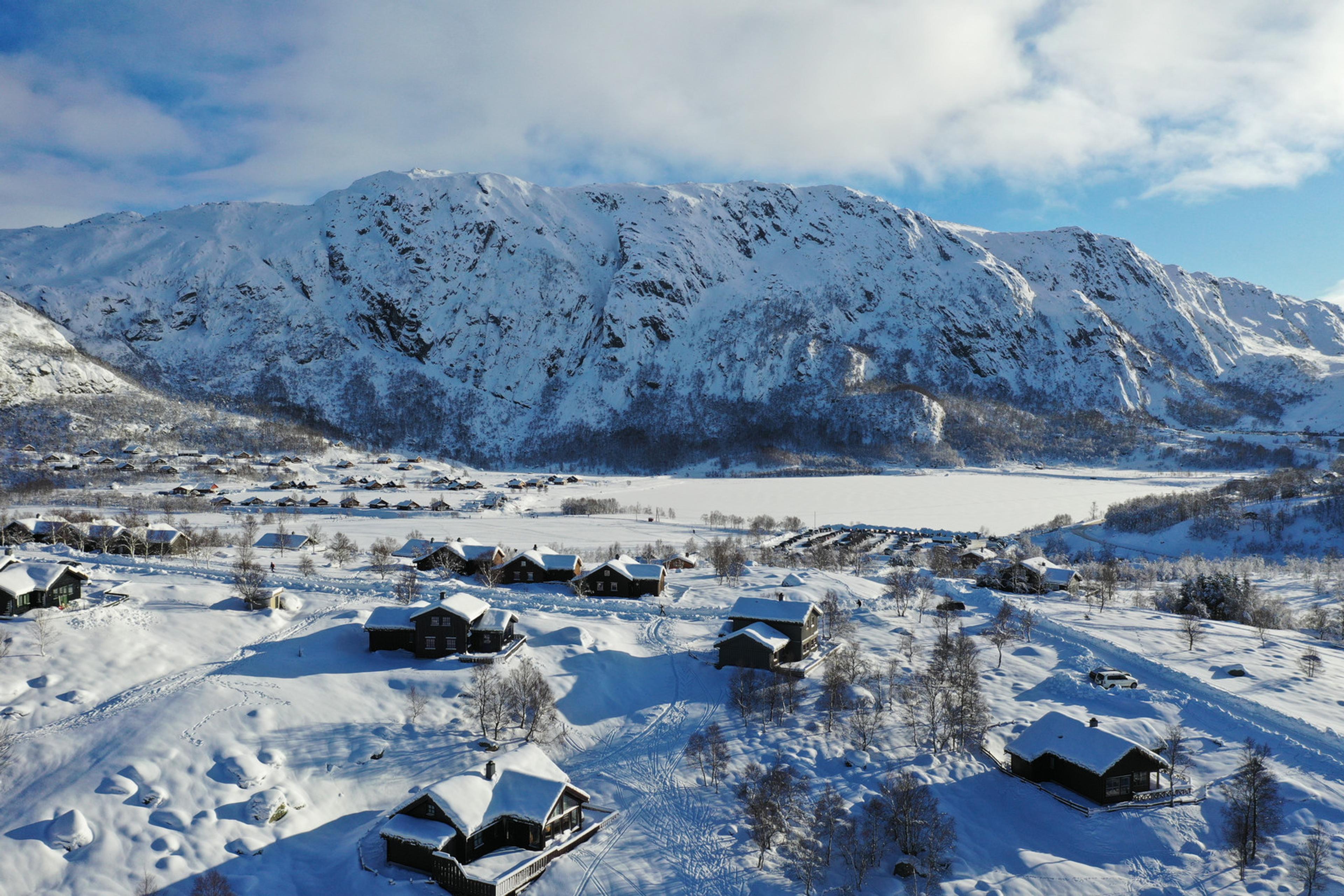 Helårshytte på solsiden av Stavtjørn | 5-6 soverom | Ski in / ski out | 1 time fra Stavanger