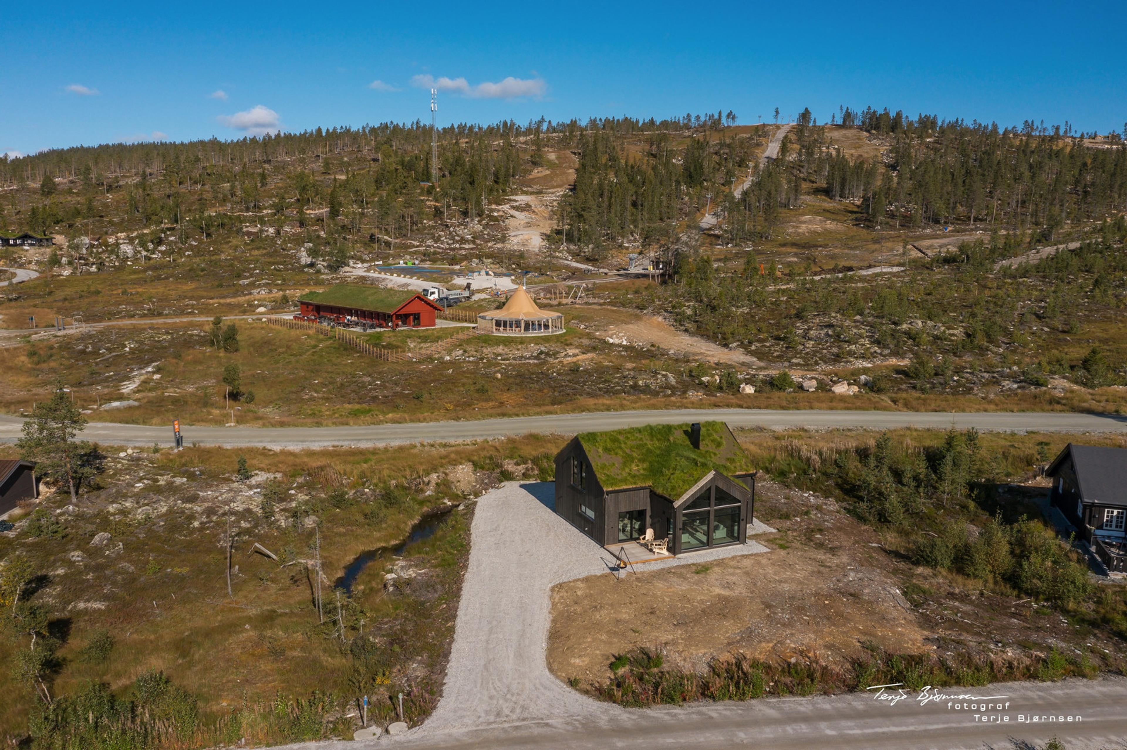 Turufjell - Hallingdal Innflytningsklar, helt ny møblert hytte med ski in/out alpin og langrenn! 