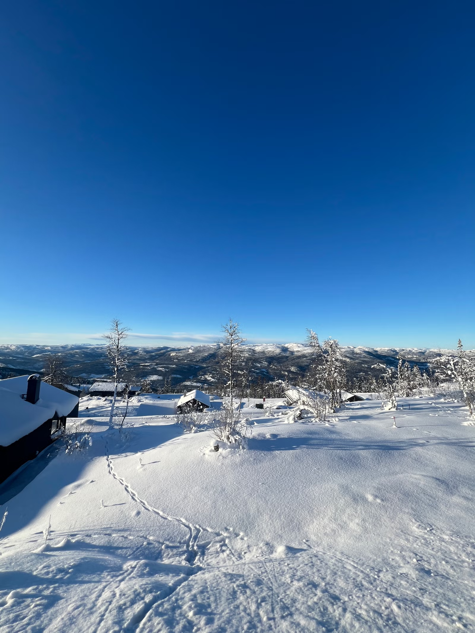 Panorama utsikt og sol fra morgen til kveld