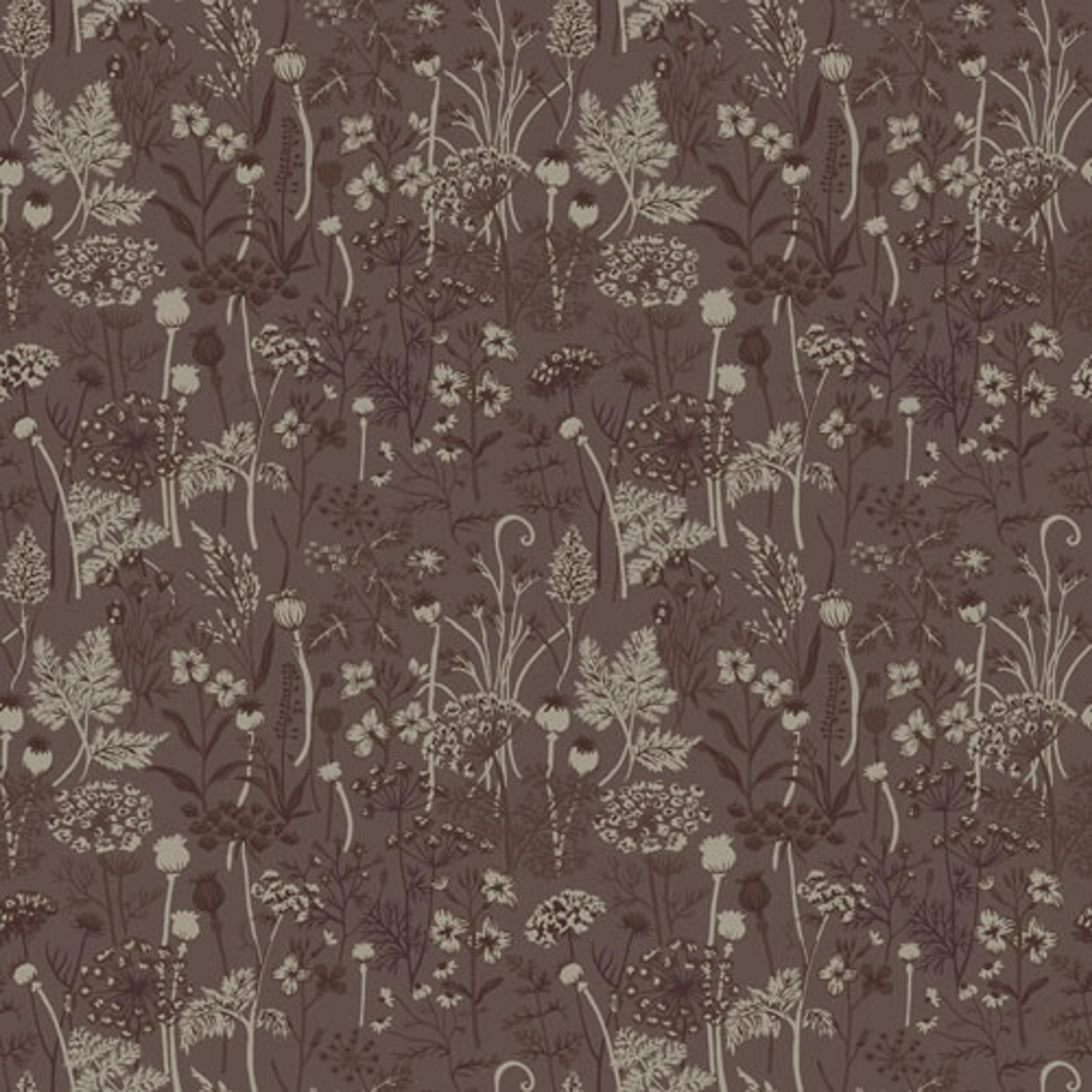 Dara tapet från Midbec med blommigt mönster i brun. Från kollektionen Havsblick. Nonwoven-material med rak passning.