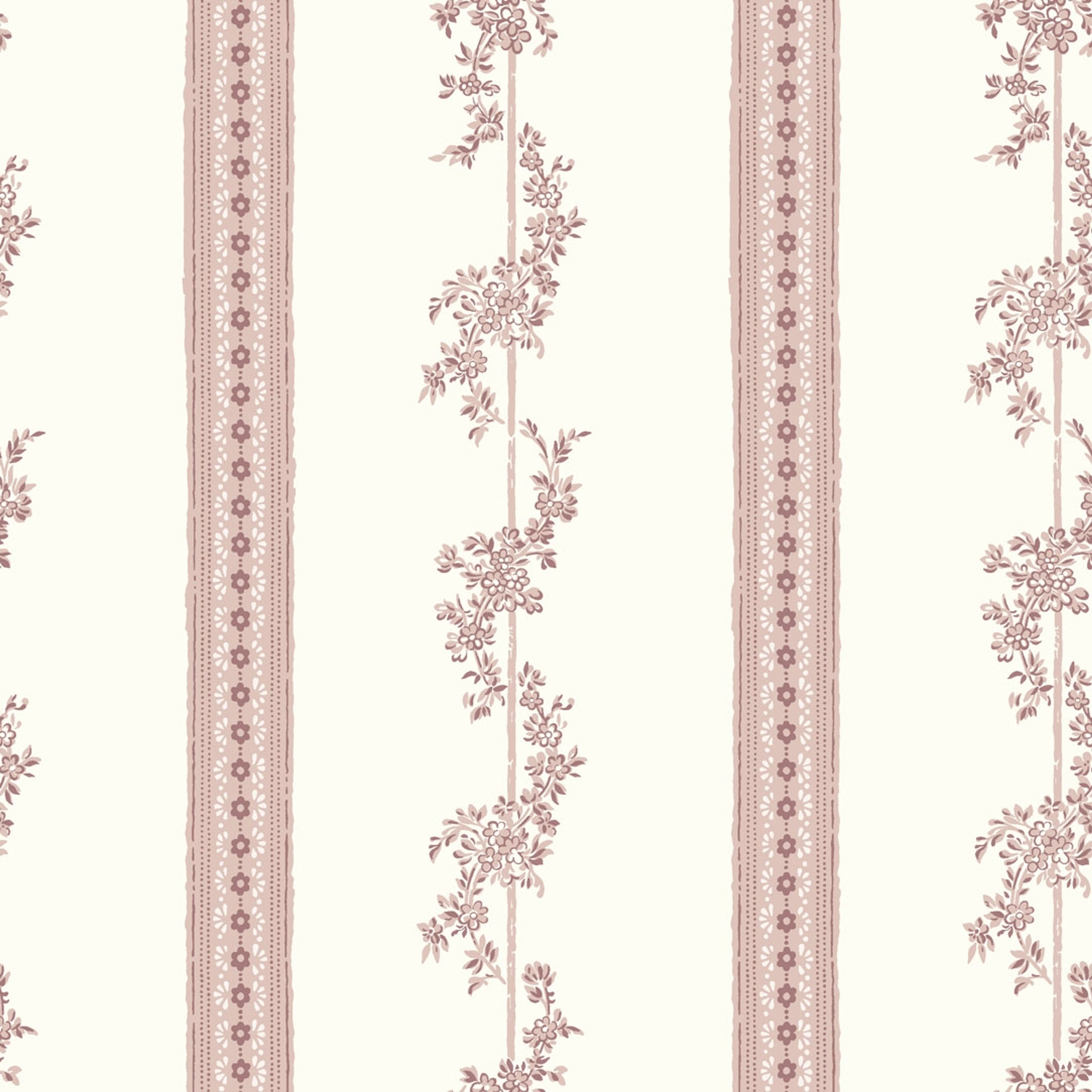 Drottningholm tapet från Boråstapeter med randigt, blommigt mönster i vit, röd och rosa. Från kollektionen anno. Nonwoven-material med rak passning. Passar i sovrum och matsal.