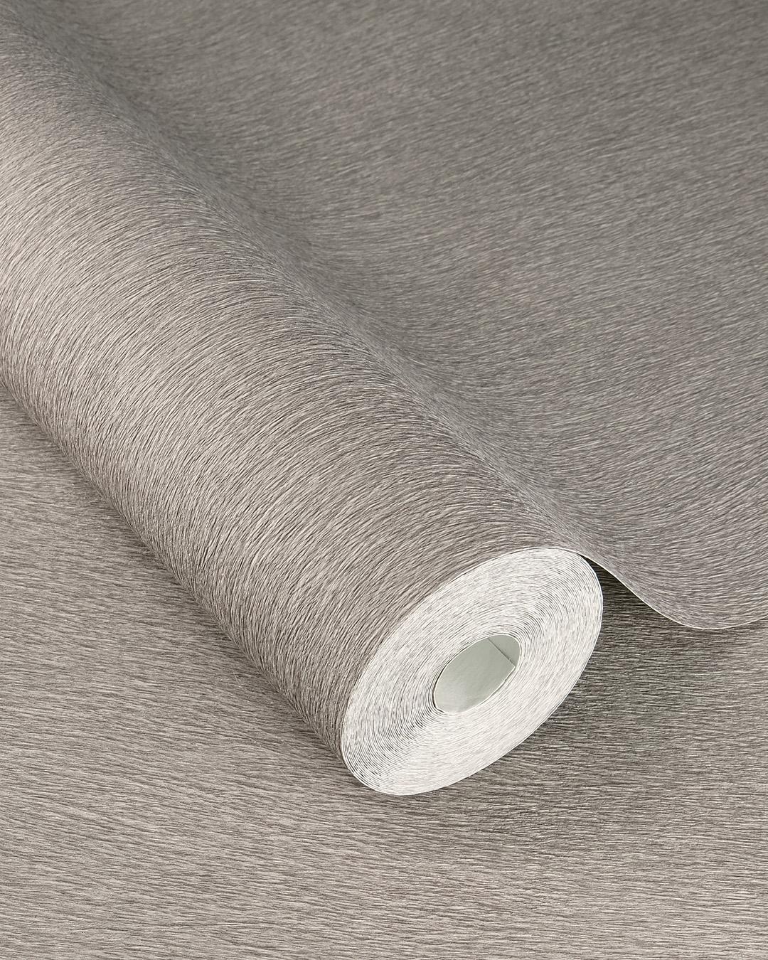 Serengeti 751062 tapet med djur mönster i grå. Från kollektionen Serengeti. Nonwoven-material. Passar i vardagsrum och matsal.