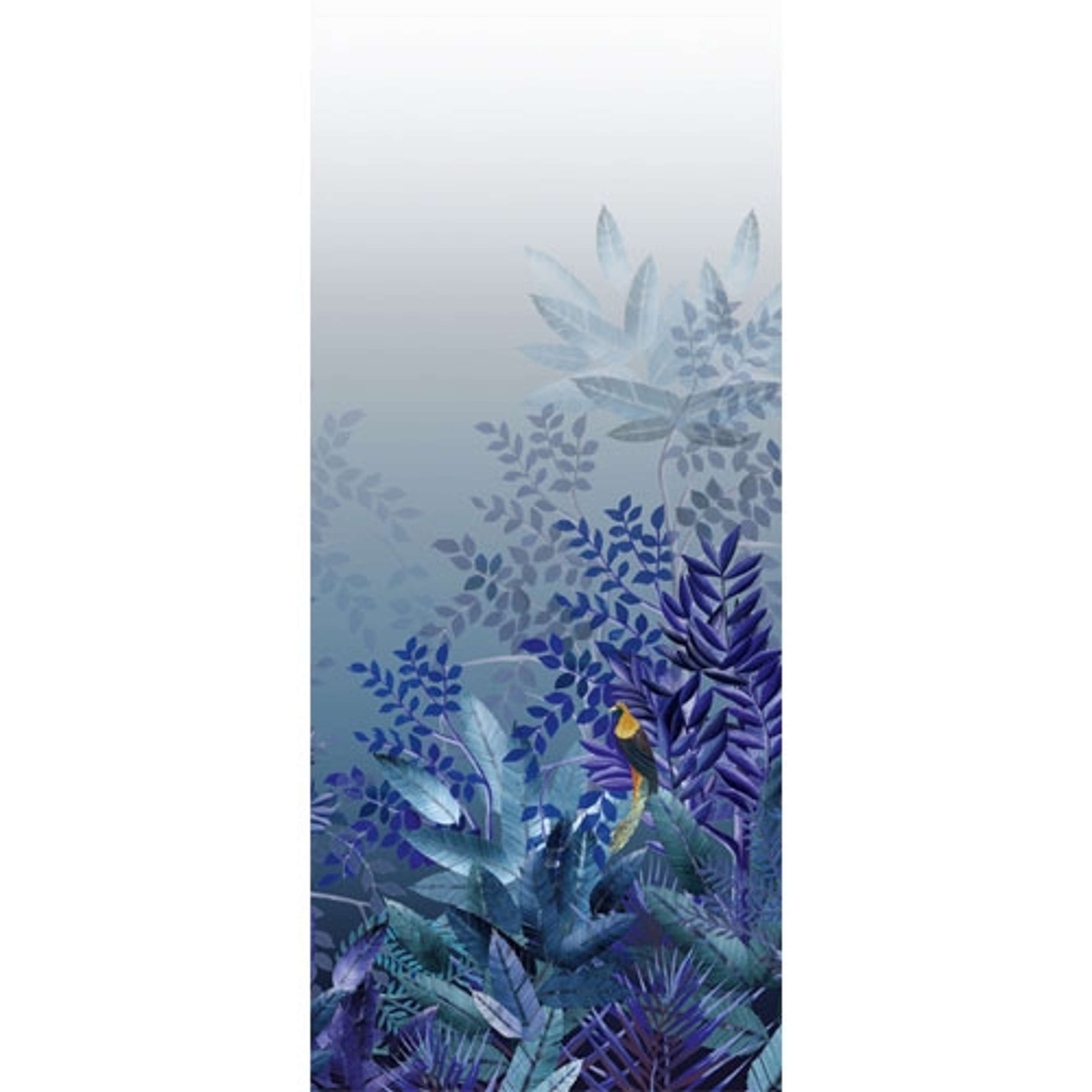 Tribute Sierra tapet tapet från Midbec med djur mönster i lila. Från kollektionen Tribute. Nonwoven-material. Passar i vardagsrum, matsal och hall.