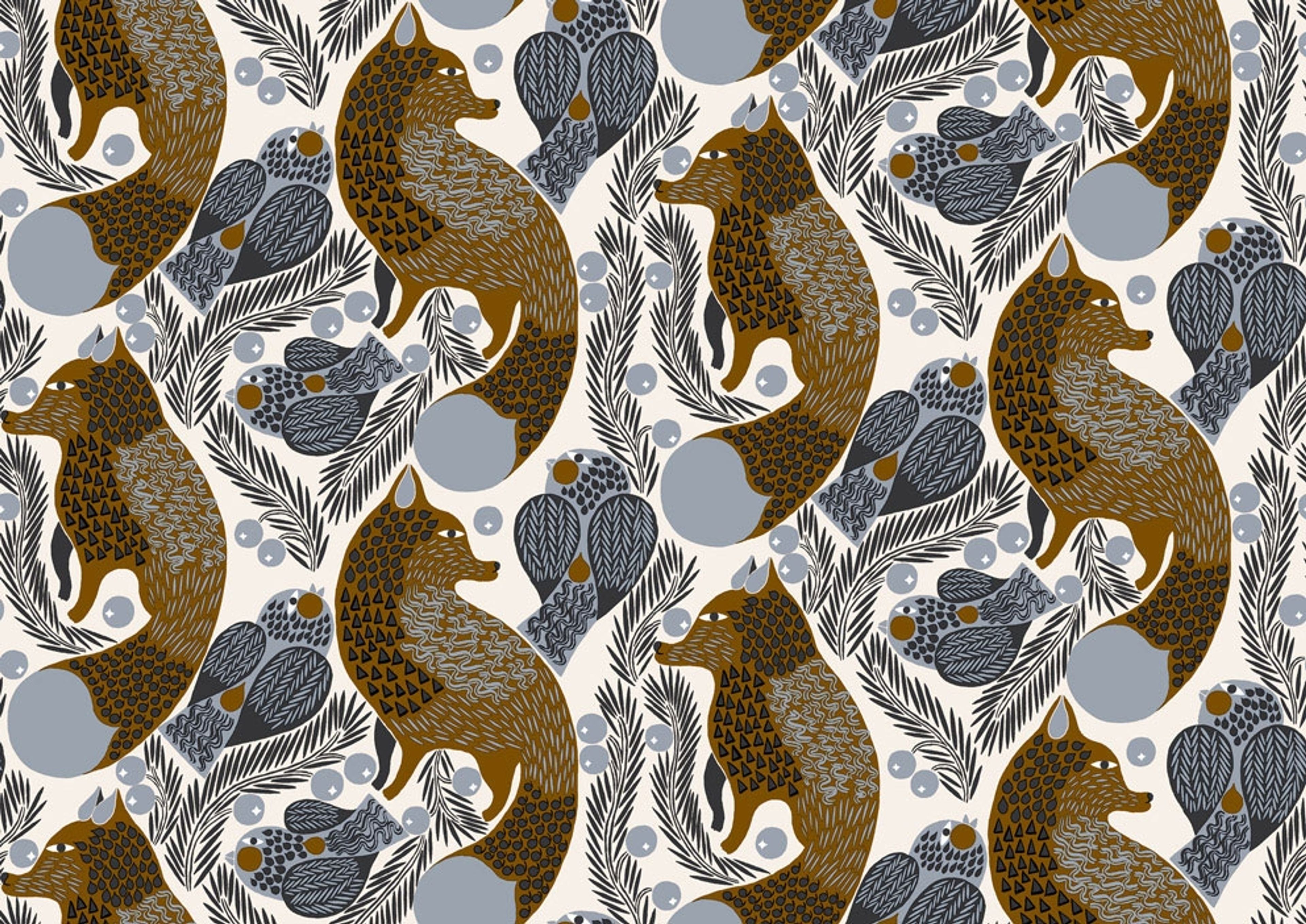 Ketunmarja tapet med djur mönster i beige. Från kollektionen Marimekko 6. Nonwoven-material med rak passning.