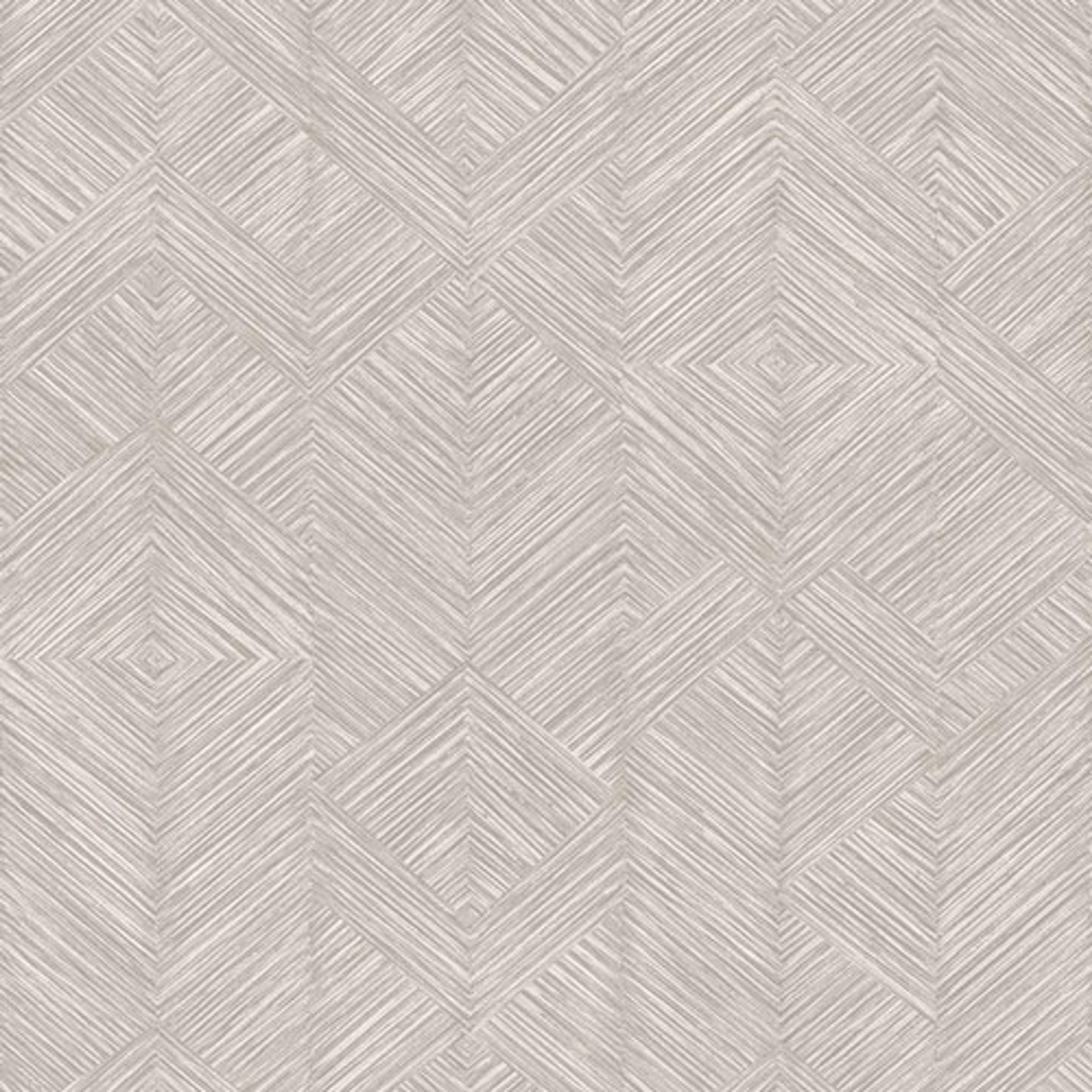 Enitan Moonbeam tapet tapet från Midbec med geometriskt mönster i vit och beige. Från kollektionen Tribute. Nonwoven-material med förskjuten passning. Passar i vardagsrum, matsal och hall.