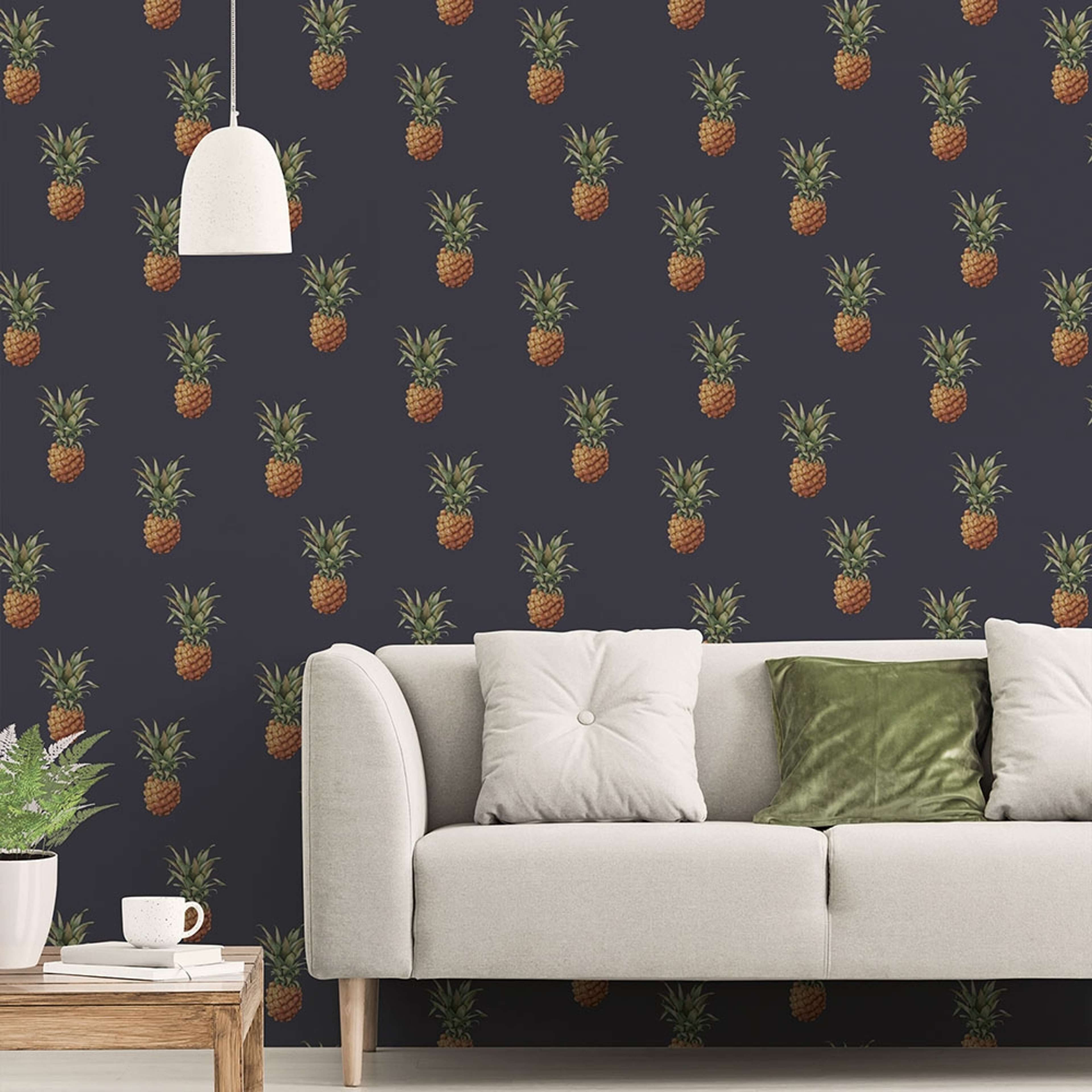 Pineapples tapet i blå. Från kollektionen Just Kitchens. Nonwoven-material med förskjuten passning.
