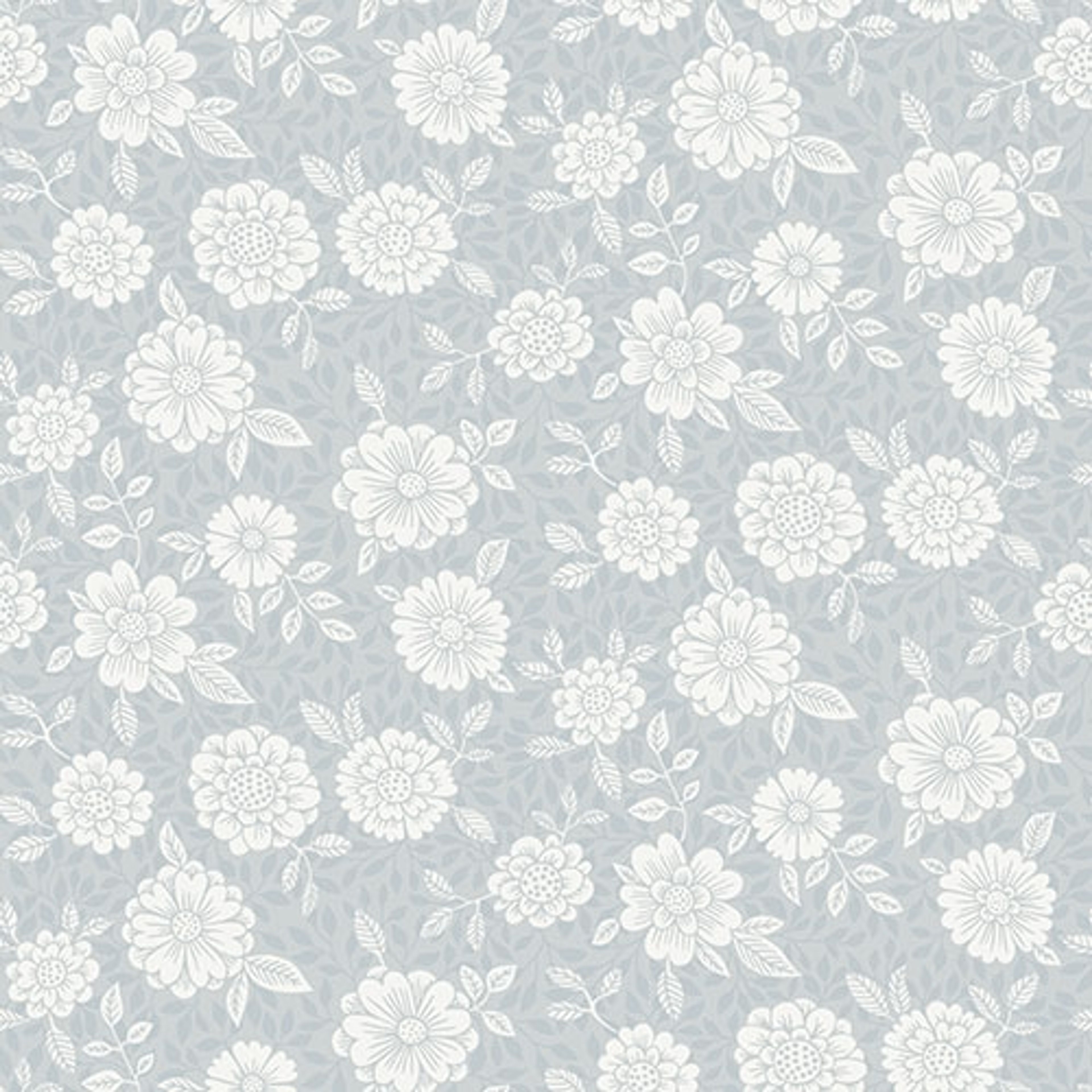 Lizette tapet med blommigt mönster i blå. Från kollektionen skogsgläntan. Nonwoven-material med rak passning. Passar i vardagsrum, sovrum och matsal.