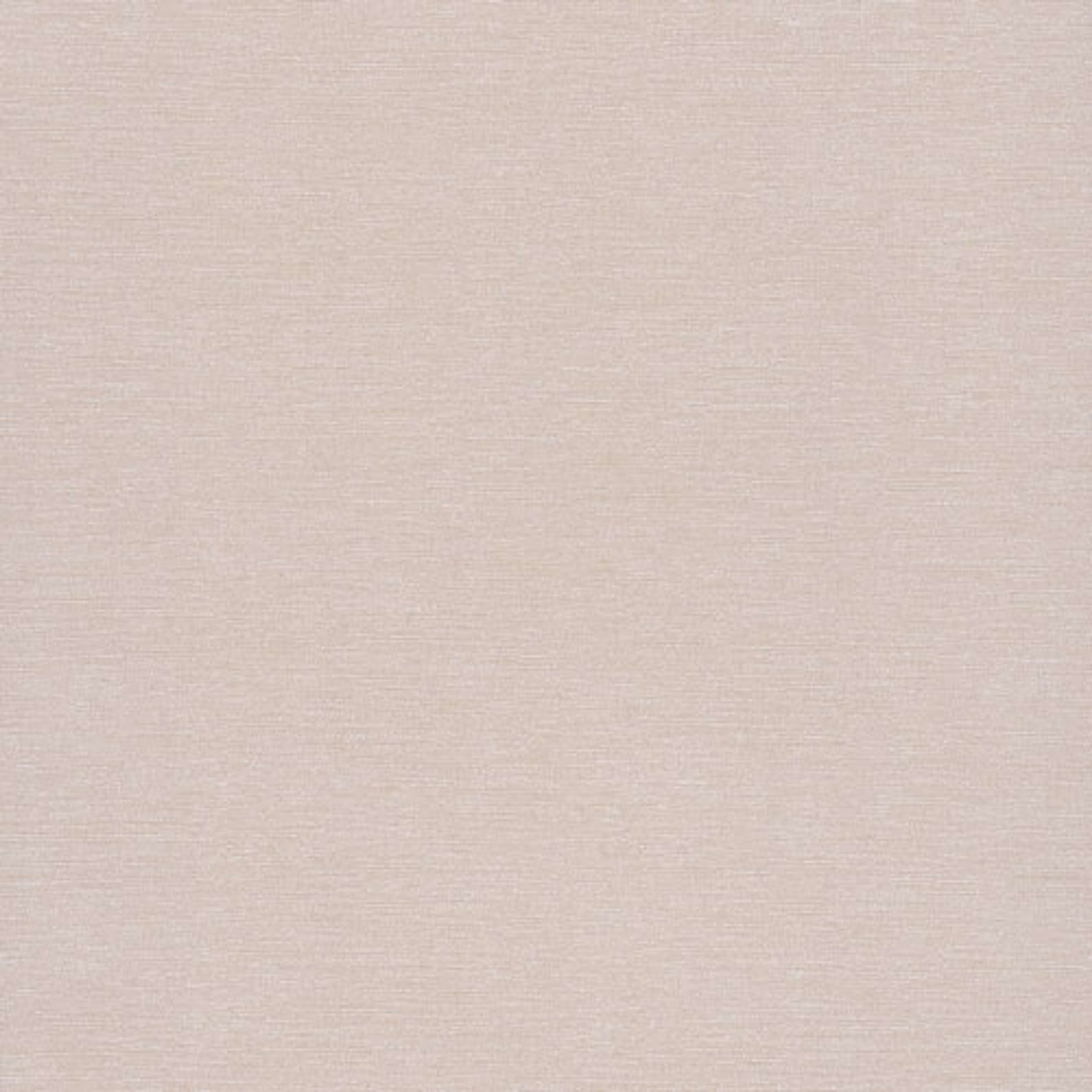 Gini Pearl tapet från Midbec enfärgad i beige. Från kollektionen Olivia. Nonwoven-material.