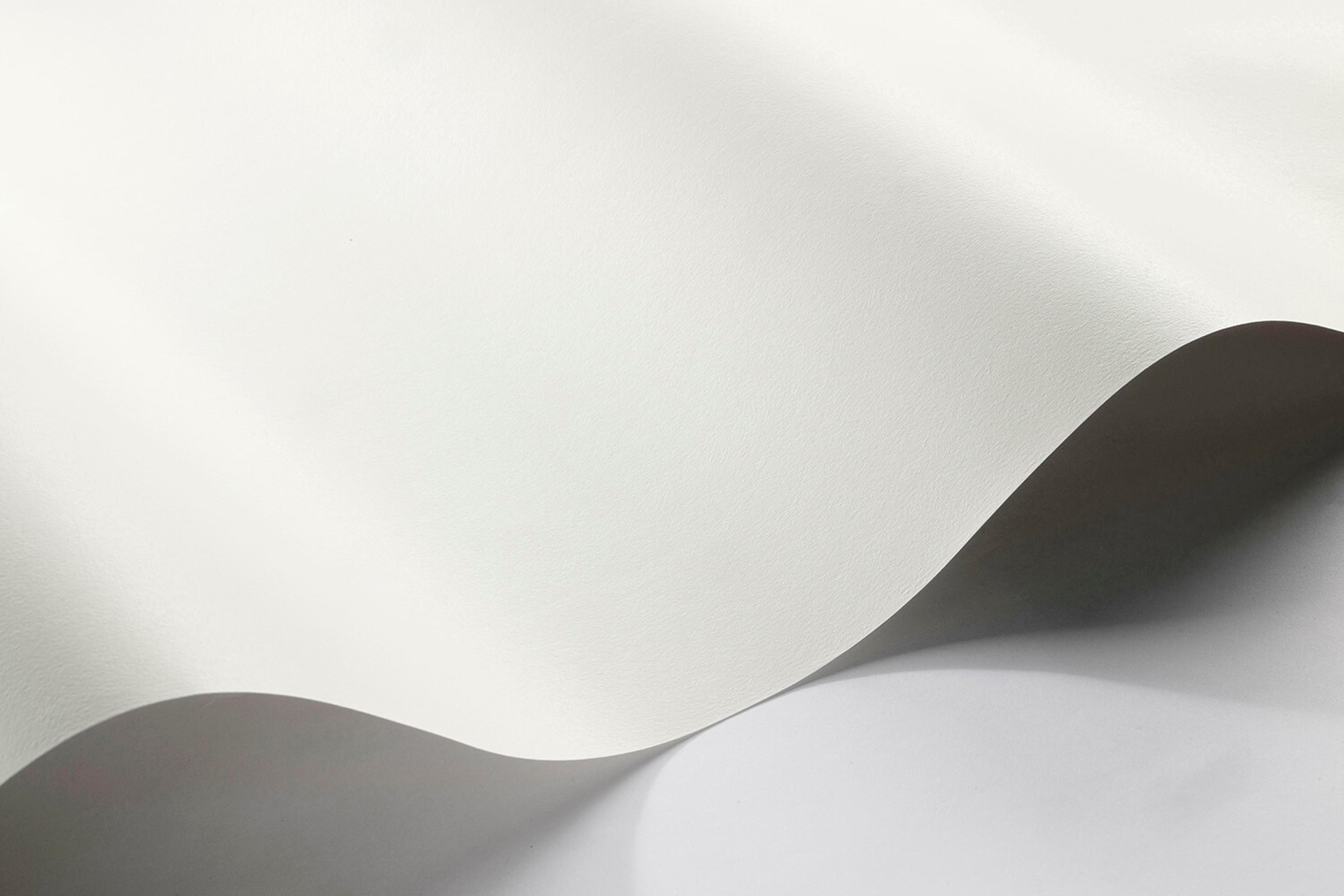 Borosan 21 8644 tapet enfärgad i vit. Från kollektionen Borosan 21. Papper-material.