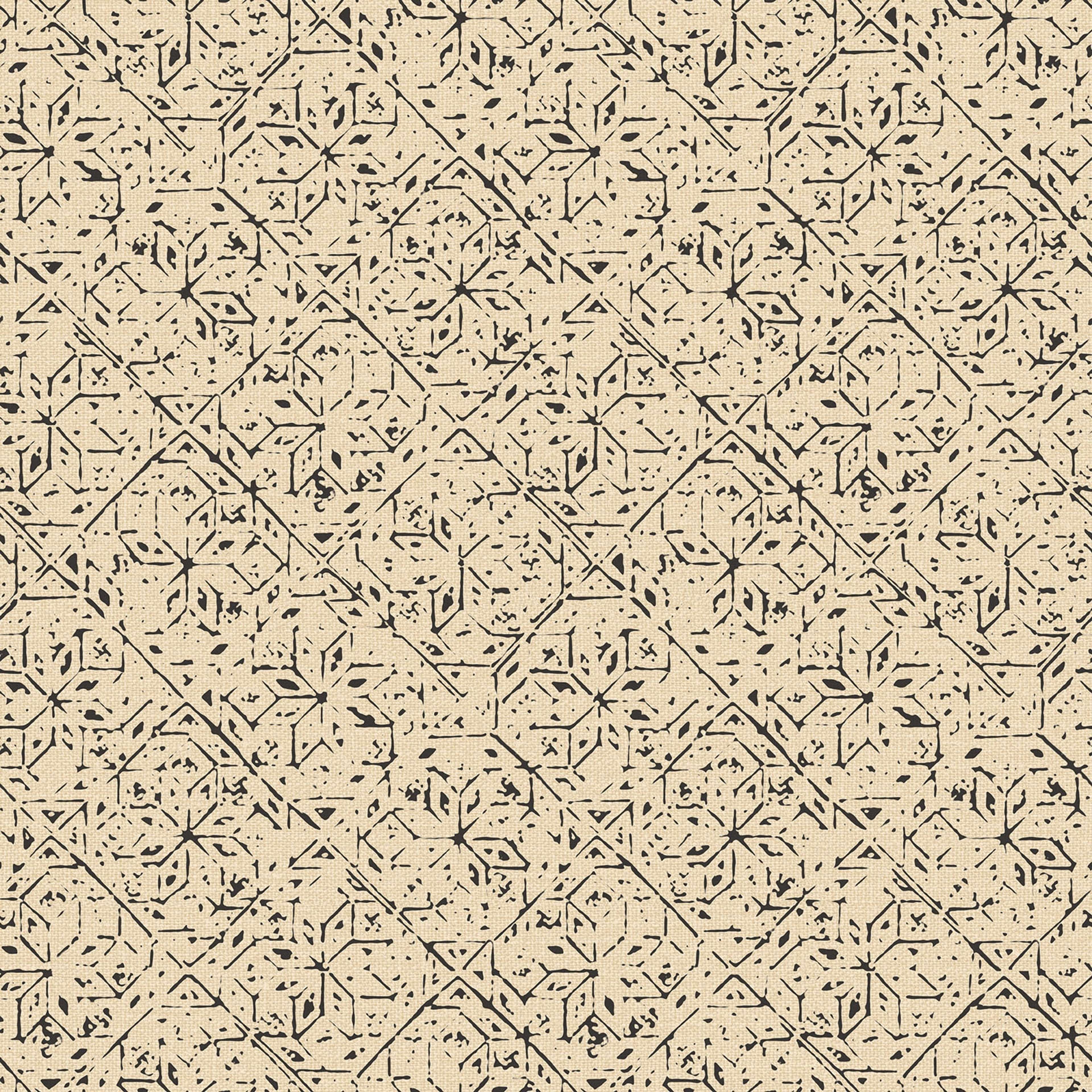 Tangier Tile tapet i beige tapet med grafiskt mönster i beige. Från kollektionen bazaar. Nonwoven-material med rak passning. Passar i vardagsrum och matsal.
