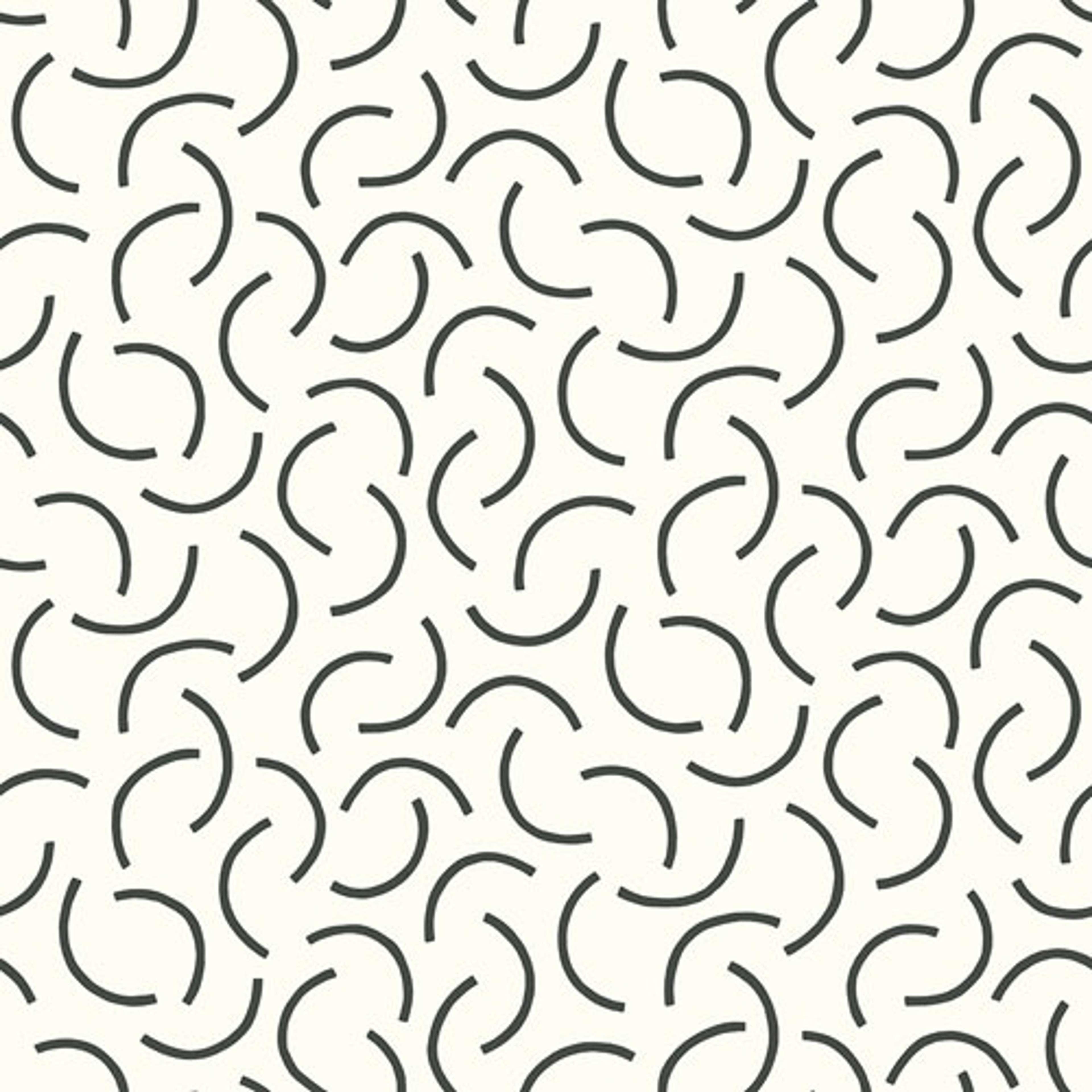 Tarn Chinagraph tapet från Midbec med geometriskt, retro mönster i vit och grå. Från kollektionen Kinfolk. Nonwoven-material med förskjuten passning.