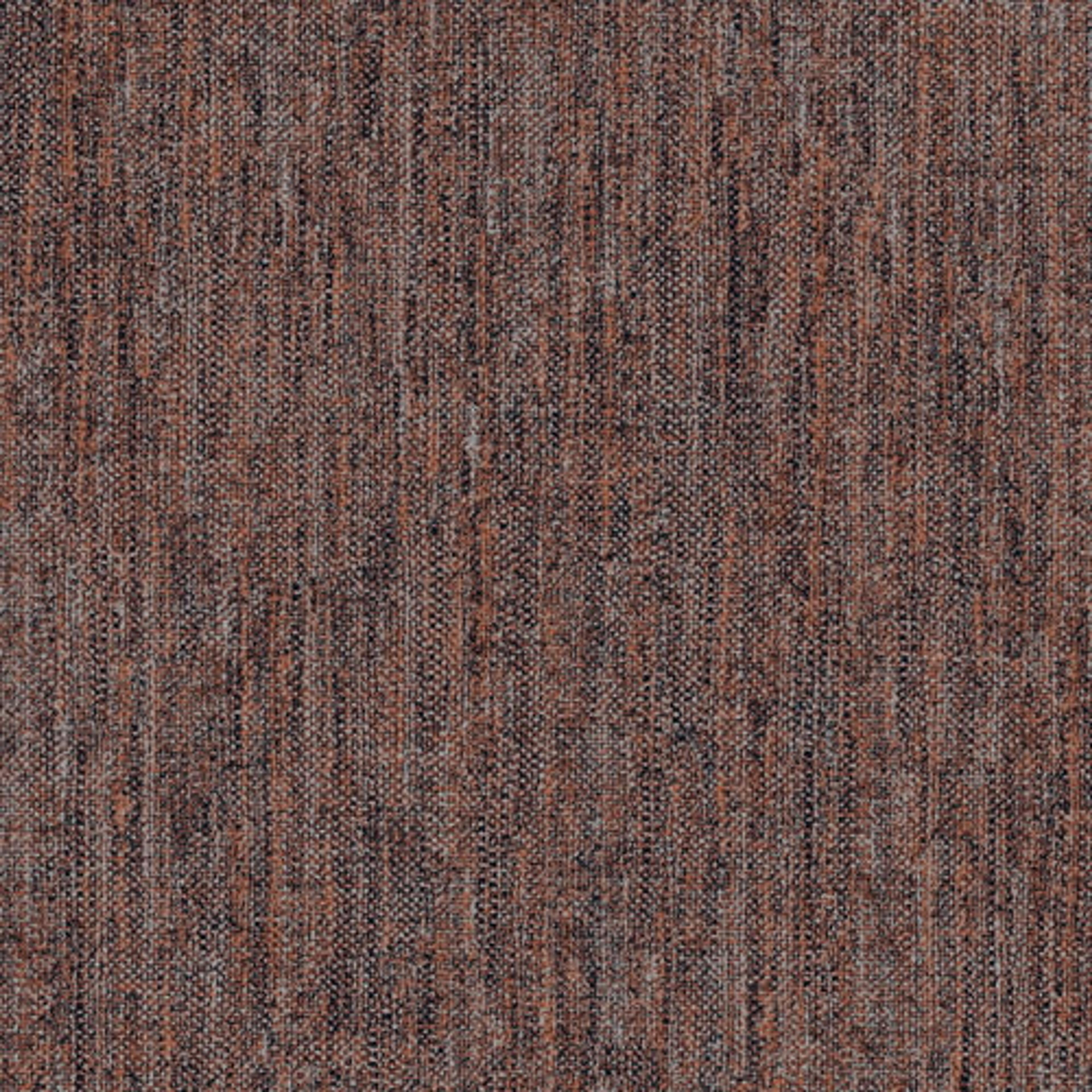 Uba Sierra tapet tapet från Midbec med prickigt mönster i brun. Från kollektionen Tribute, Kent. Nonwoven-material. Passar i vardagsrum, matsal och hall.