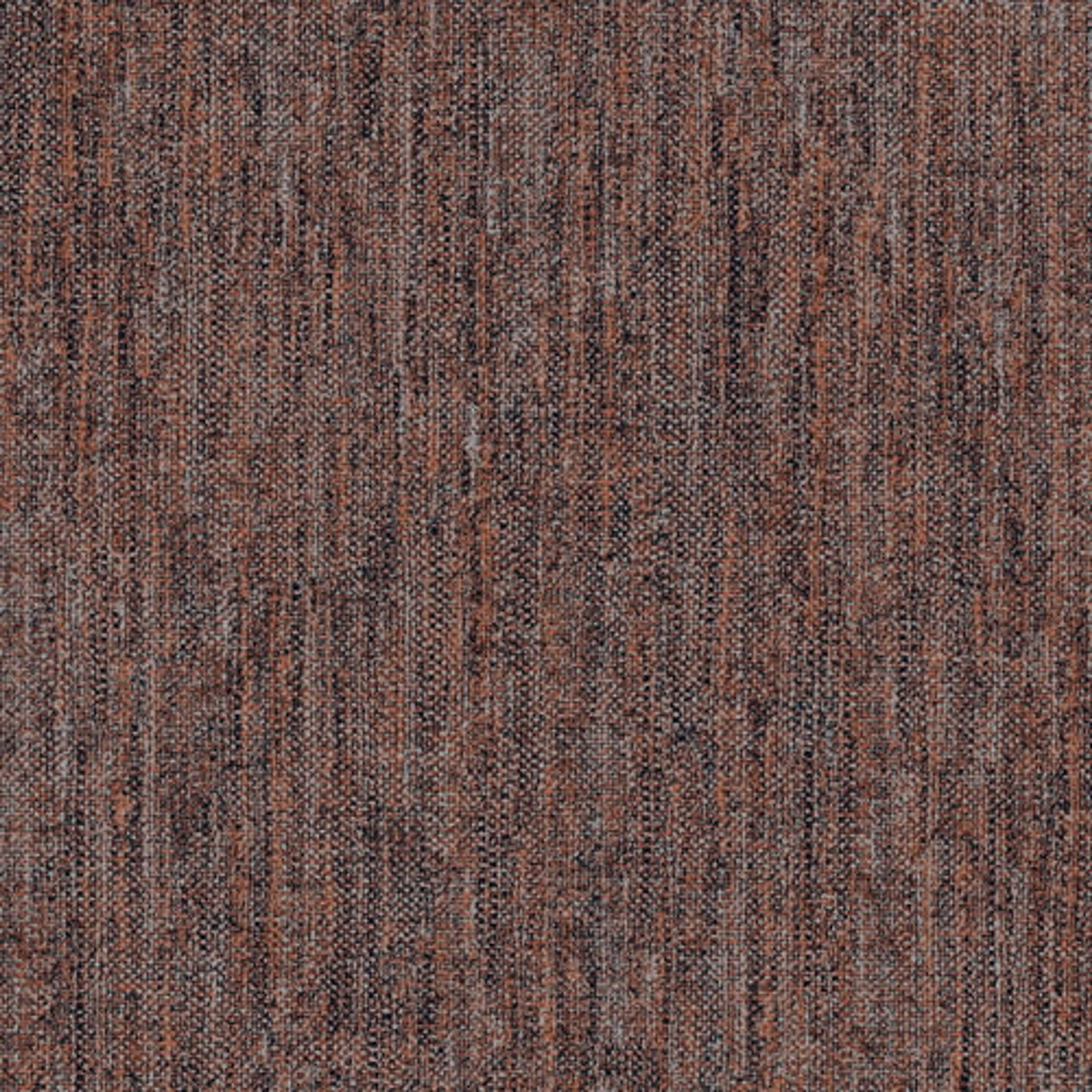 Uba Sierra tapet tapet från Midbec med prickigt mönster i brun. Från kollektionen Tribute, Kent. Nonwoven-material. Passar i vardagsrum, matsal och hall.